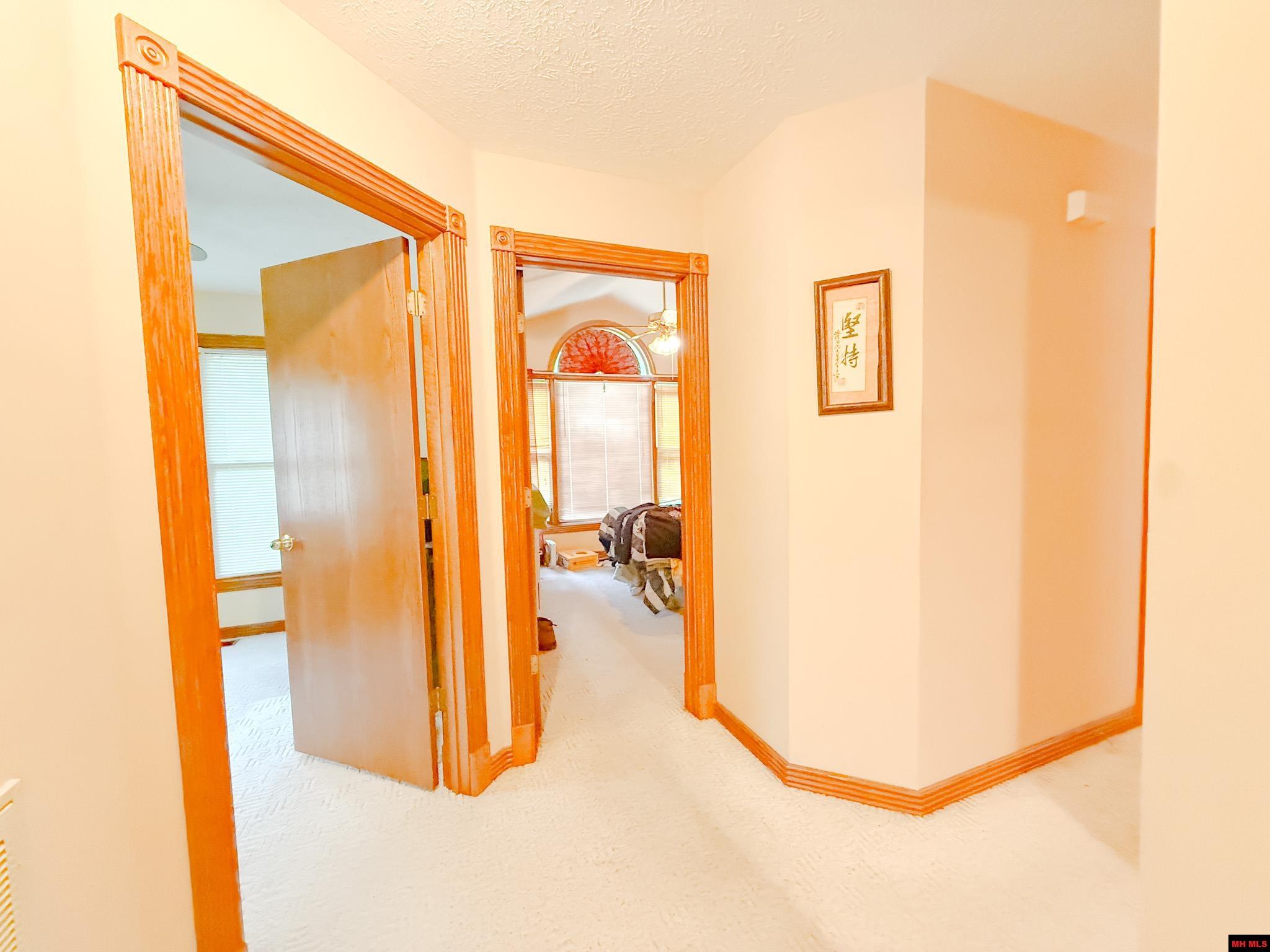 553 BAYPOINT DRIVE