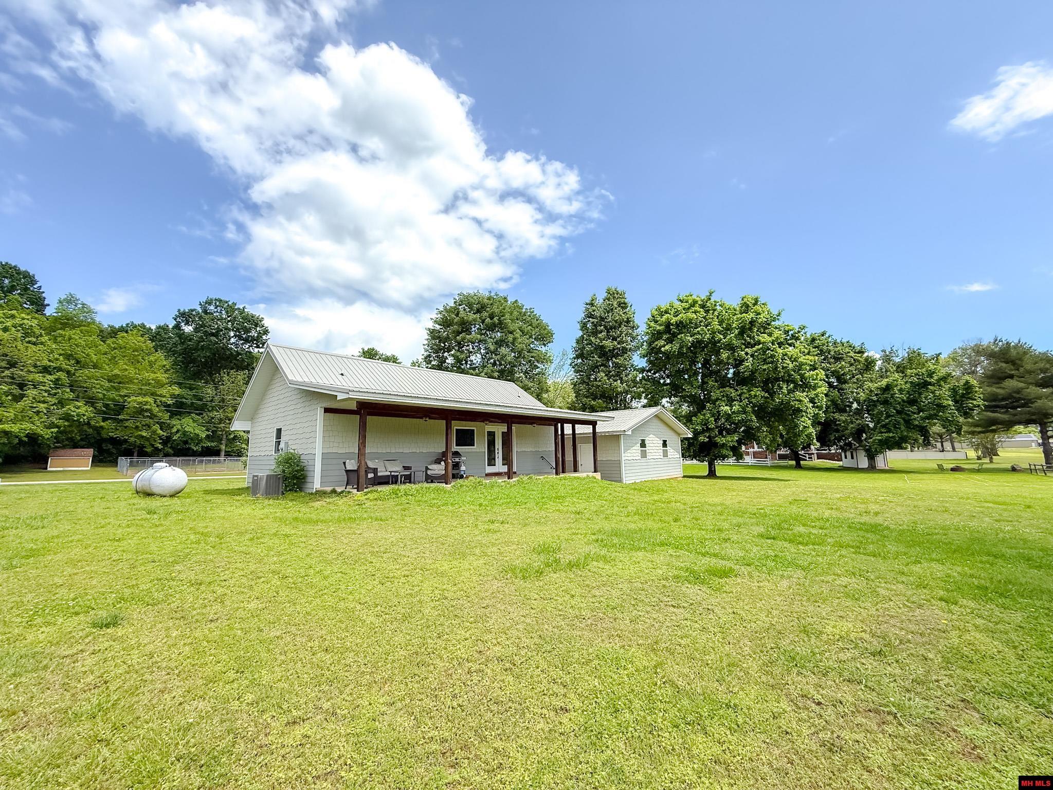 151 GOLF COURSE TERRACE