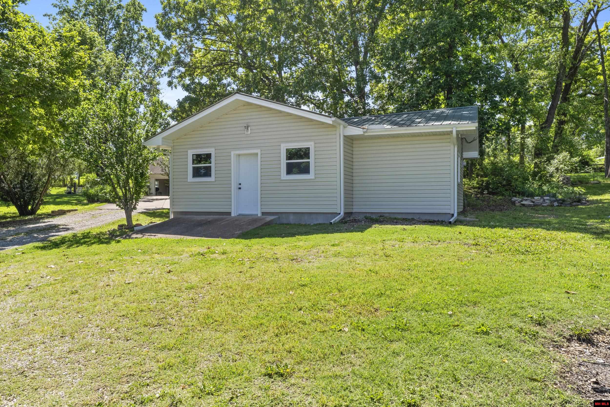 113 WESTERN HILLS LANE