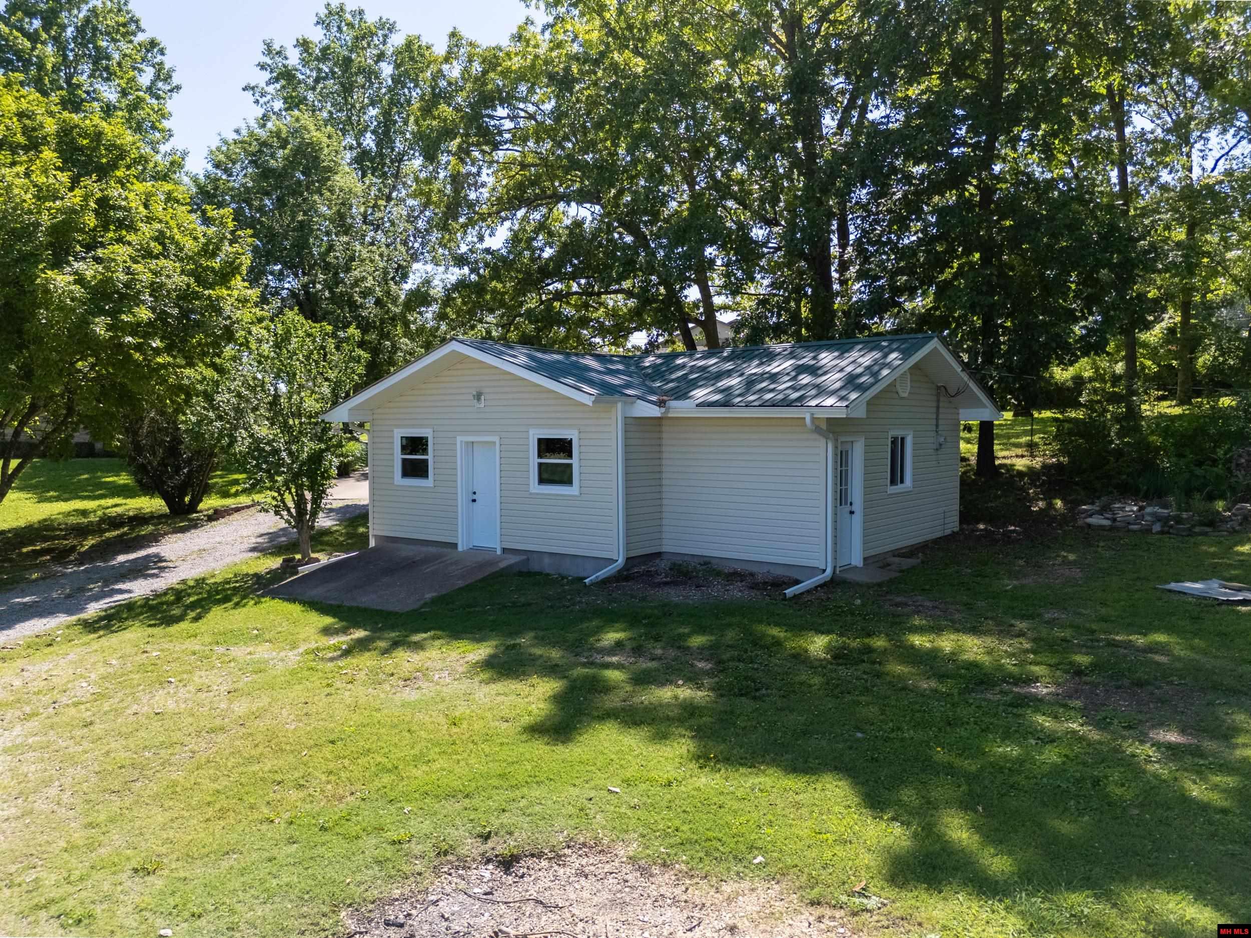 113 WESTERN HILLS LANE