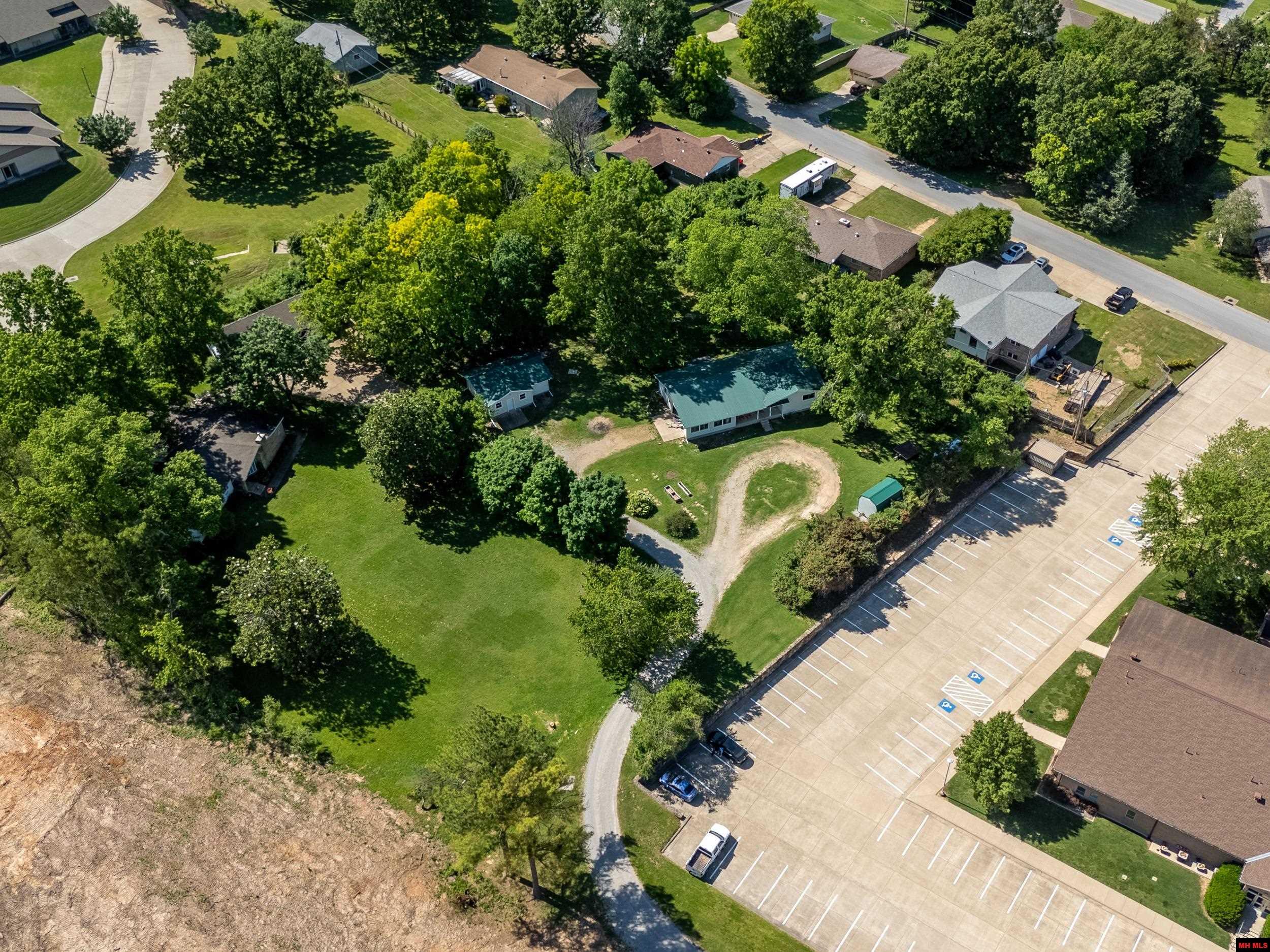 113 WESTERN HILLS LANE