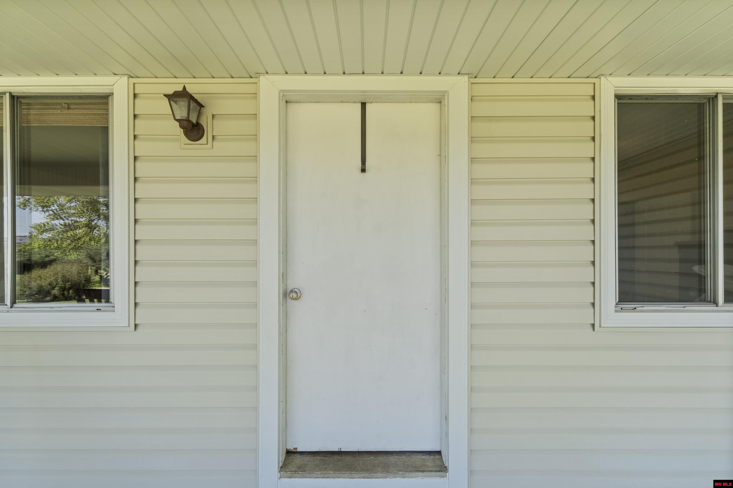 113 WESTERN HILLS LANE