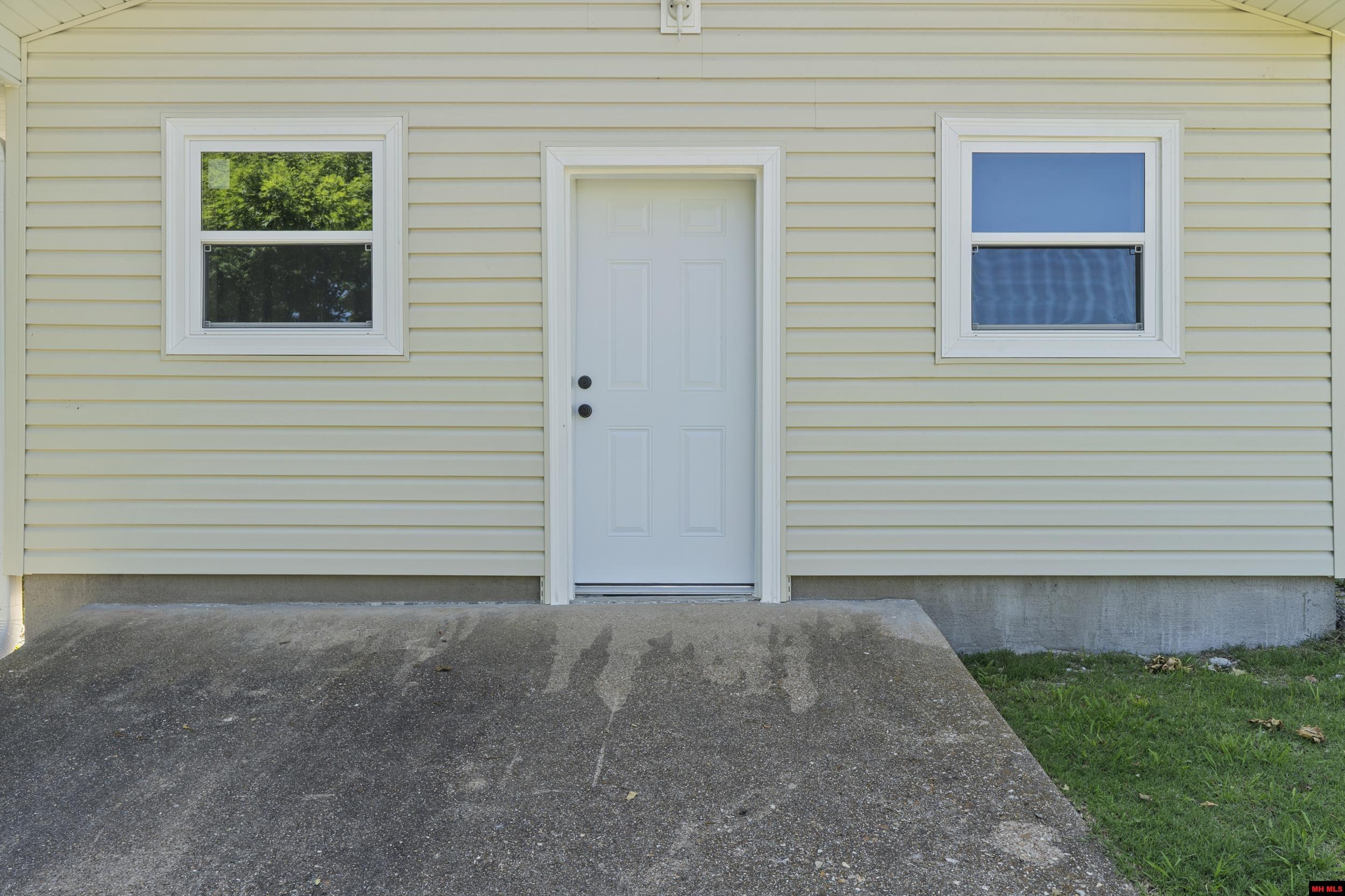 113 WESTERN HILLS LANE