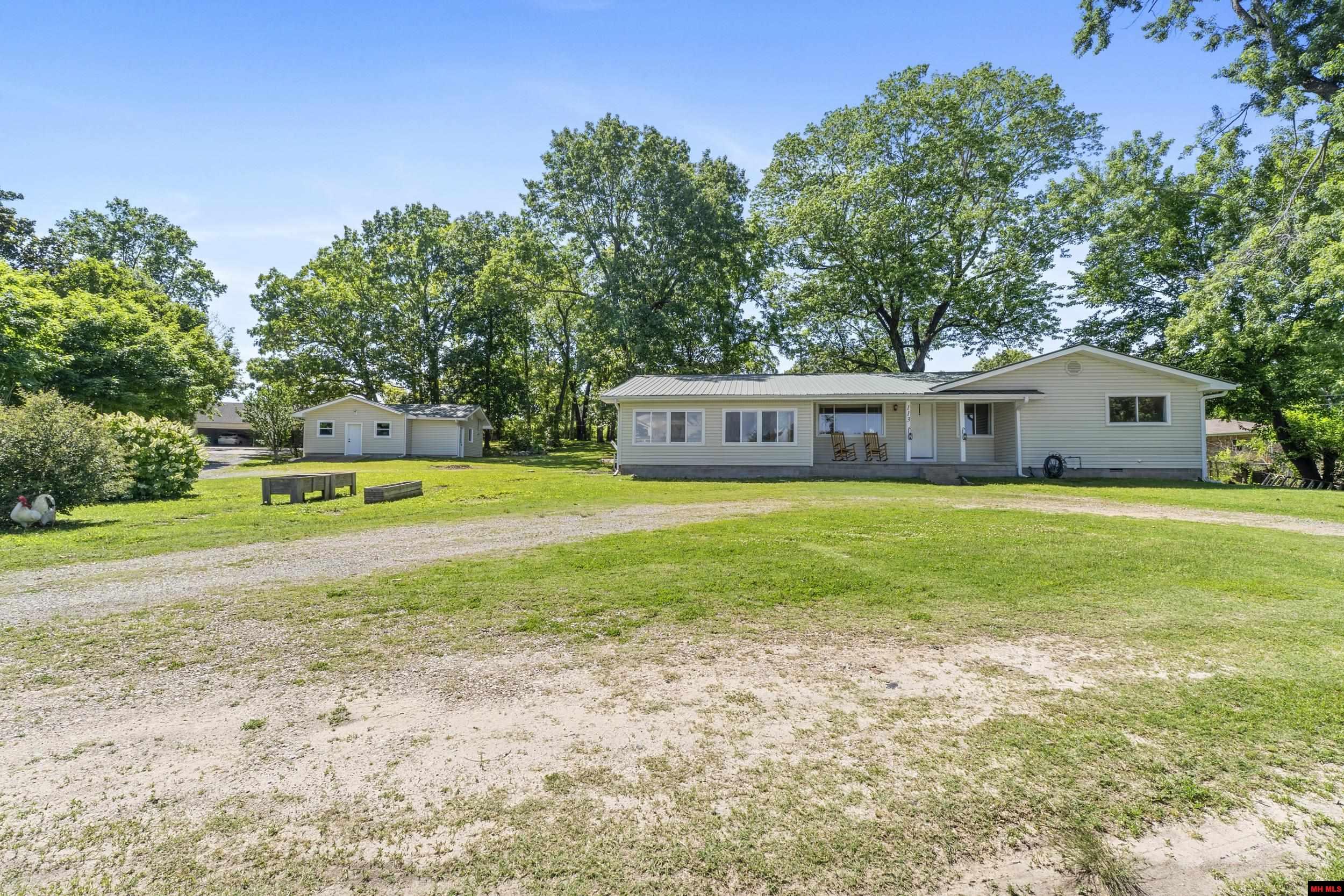 113 WESTERN HILLS LANE