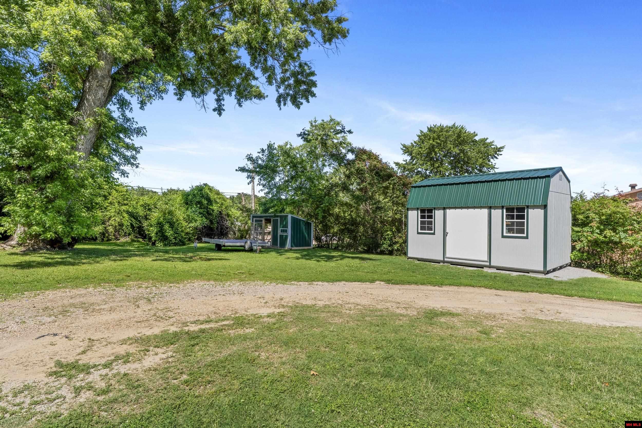 113 WESTERN HILLS LANE