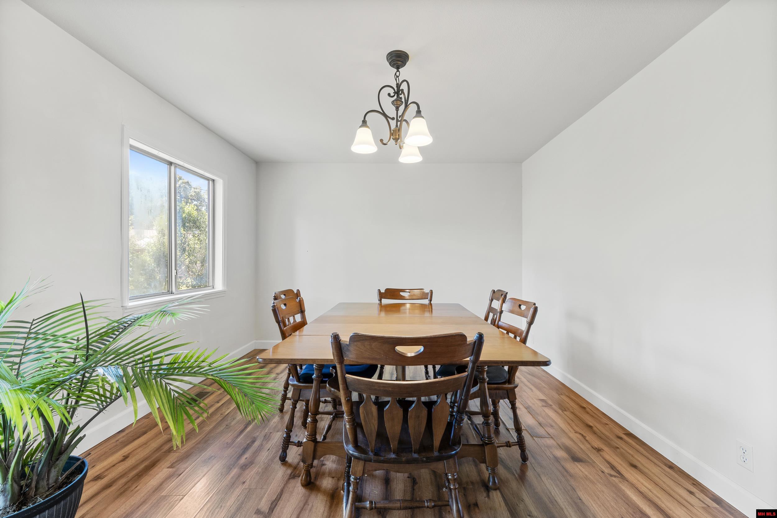 113 WESTERN HILLS LANE
