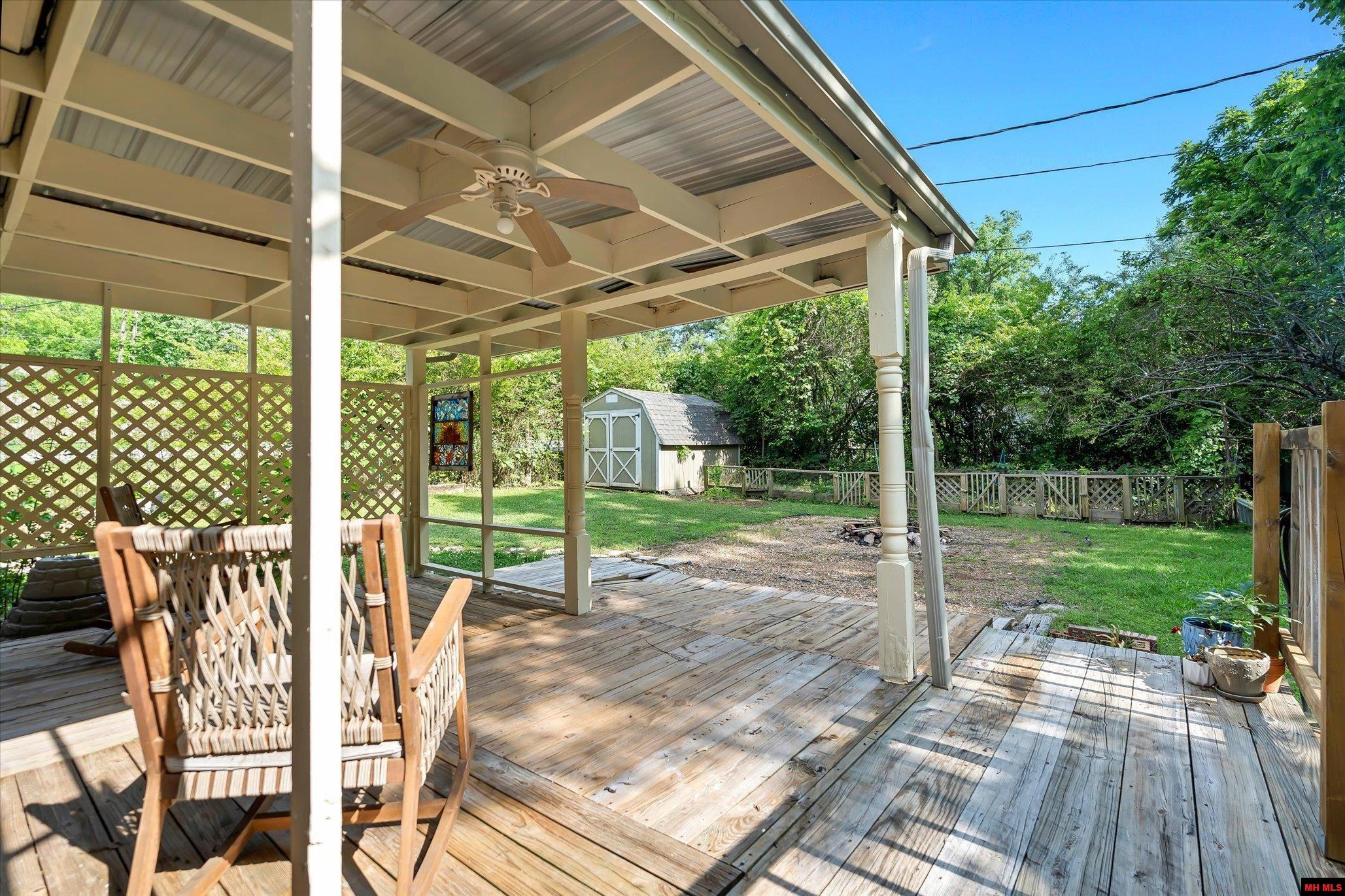 2102 DRIFTWOOD DRIVE