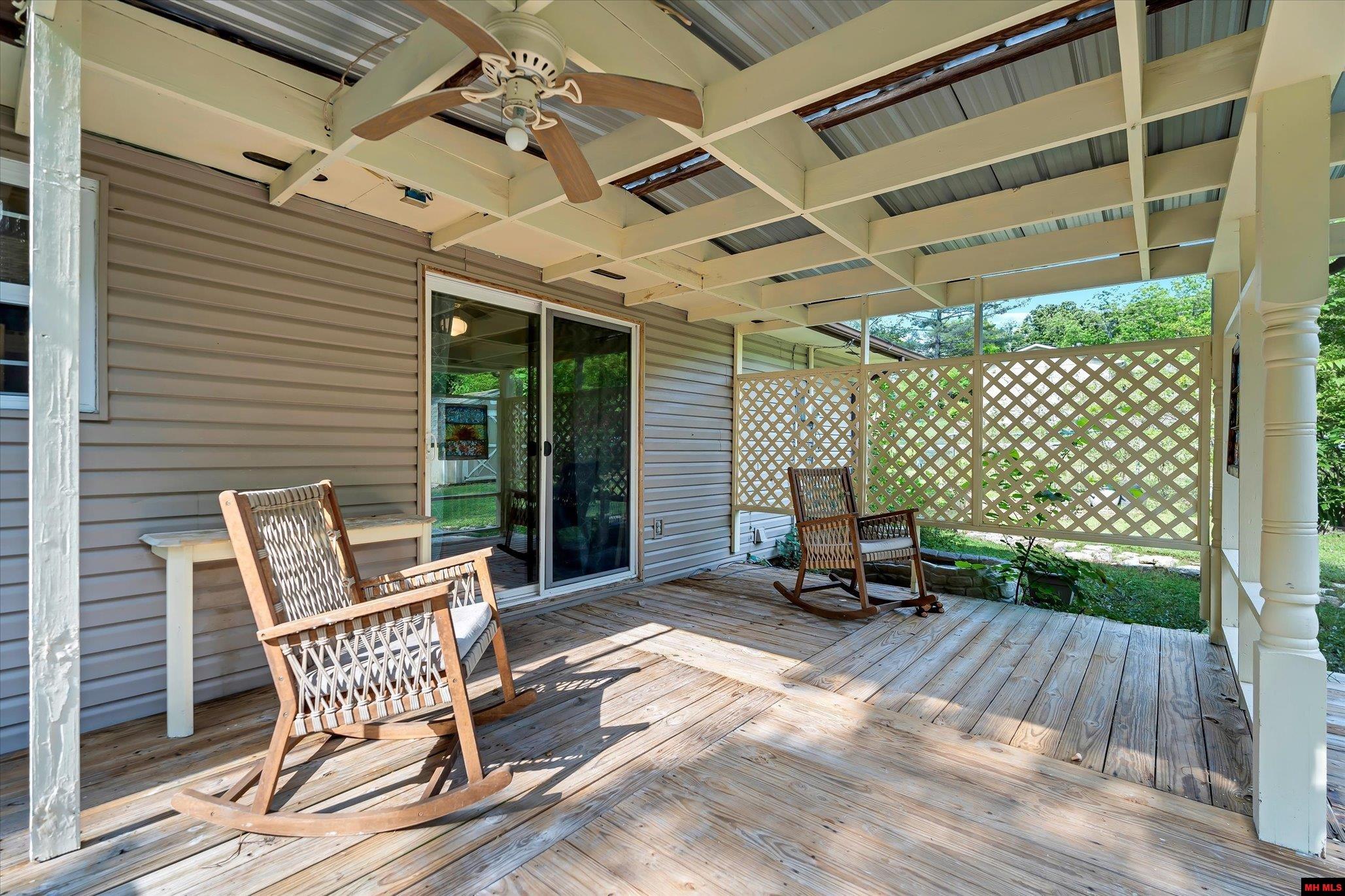 2102 DRIFTWOOD DRIVE