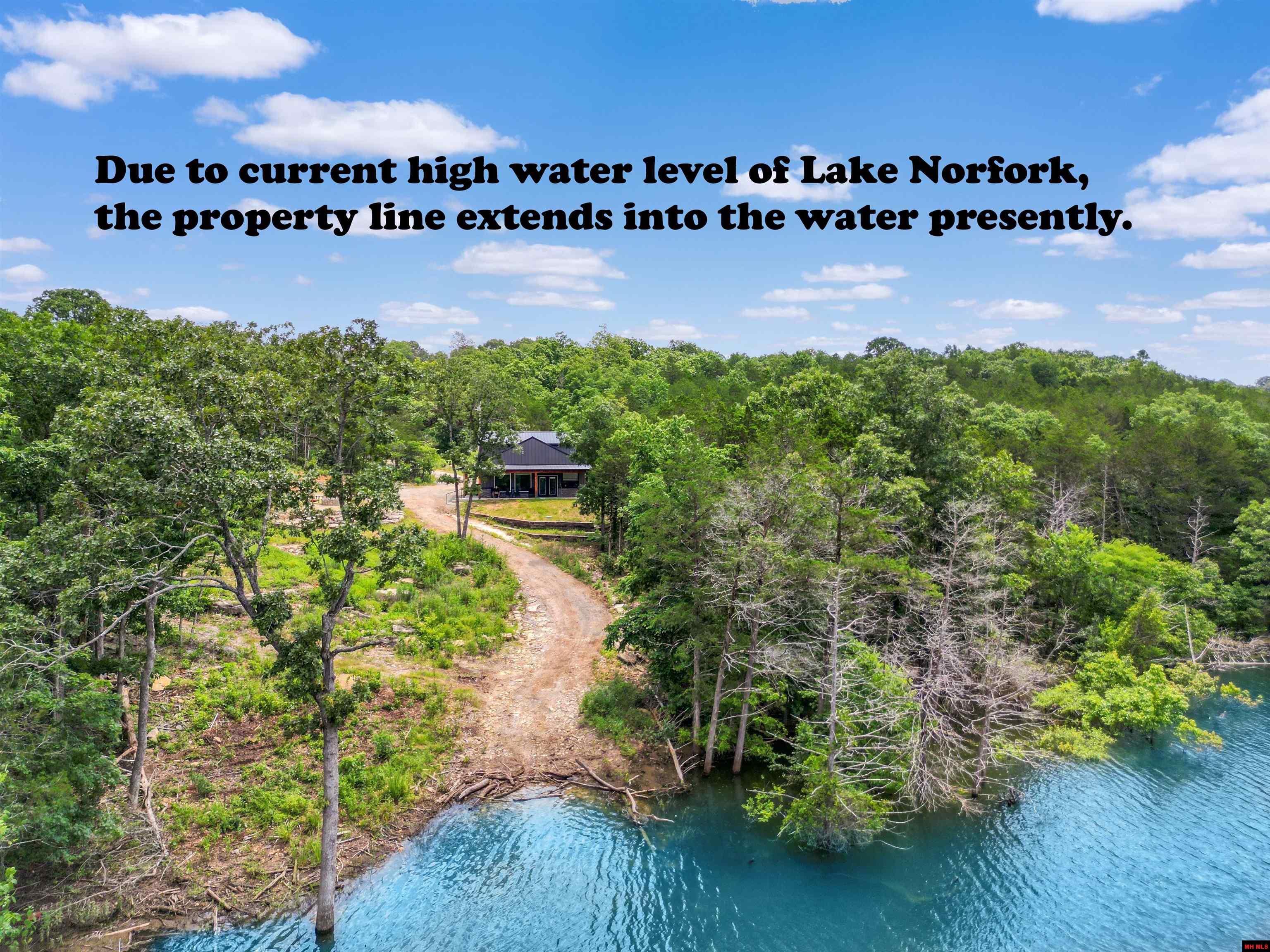 100 OAK LEAF TRAIL