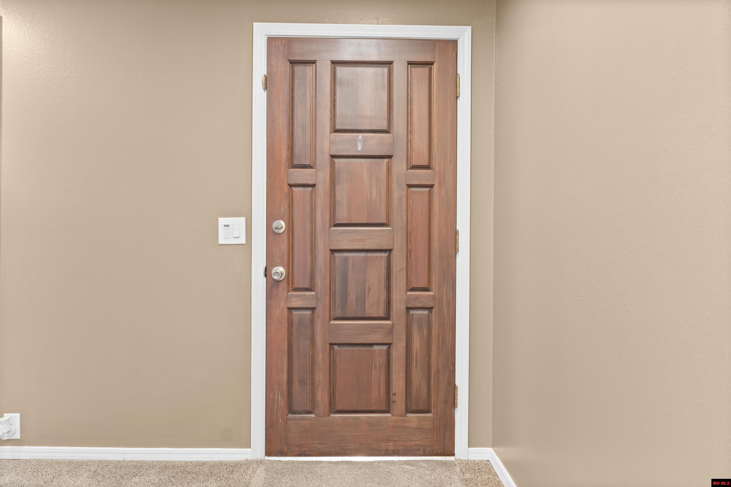 1001 HEATHERDOWN TRAIL