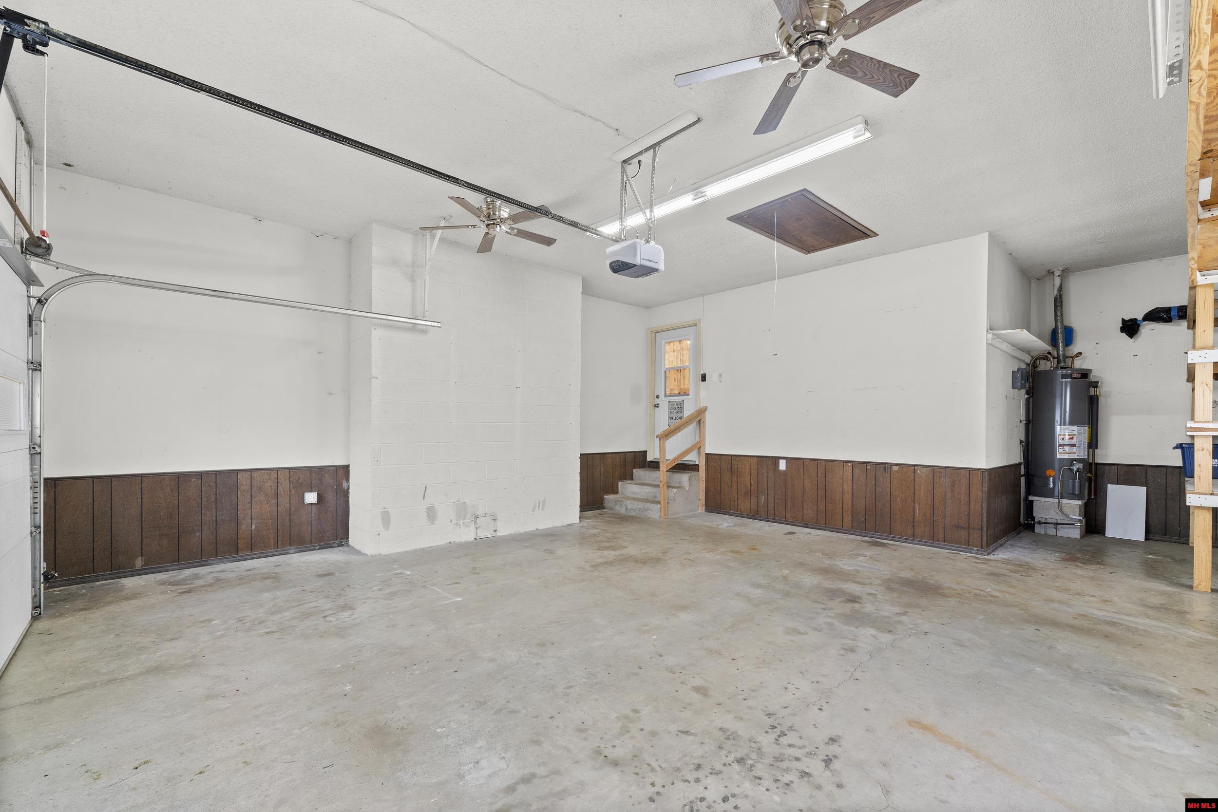 1001 HEATHERDOWN TRAIL