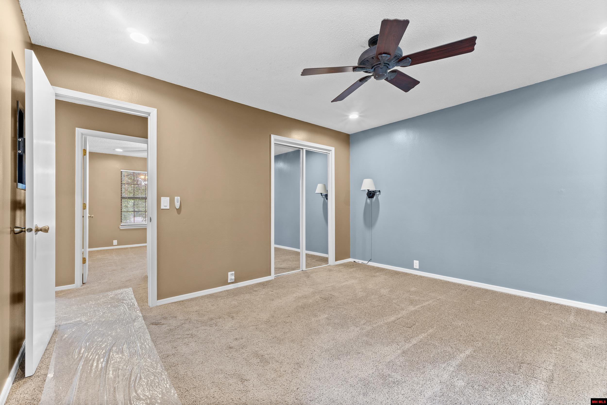 1001 HEATHERDOWN TRAIL