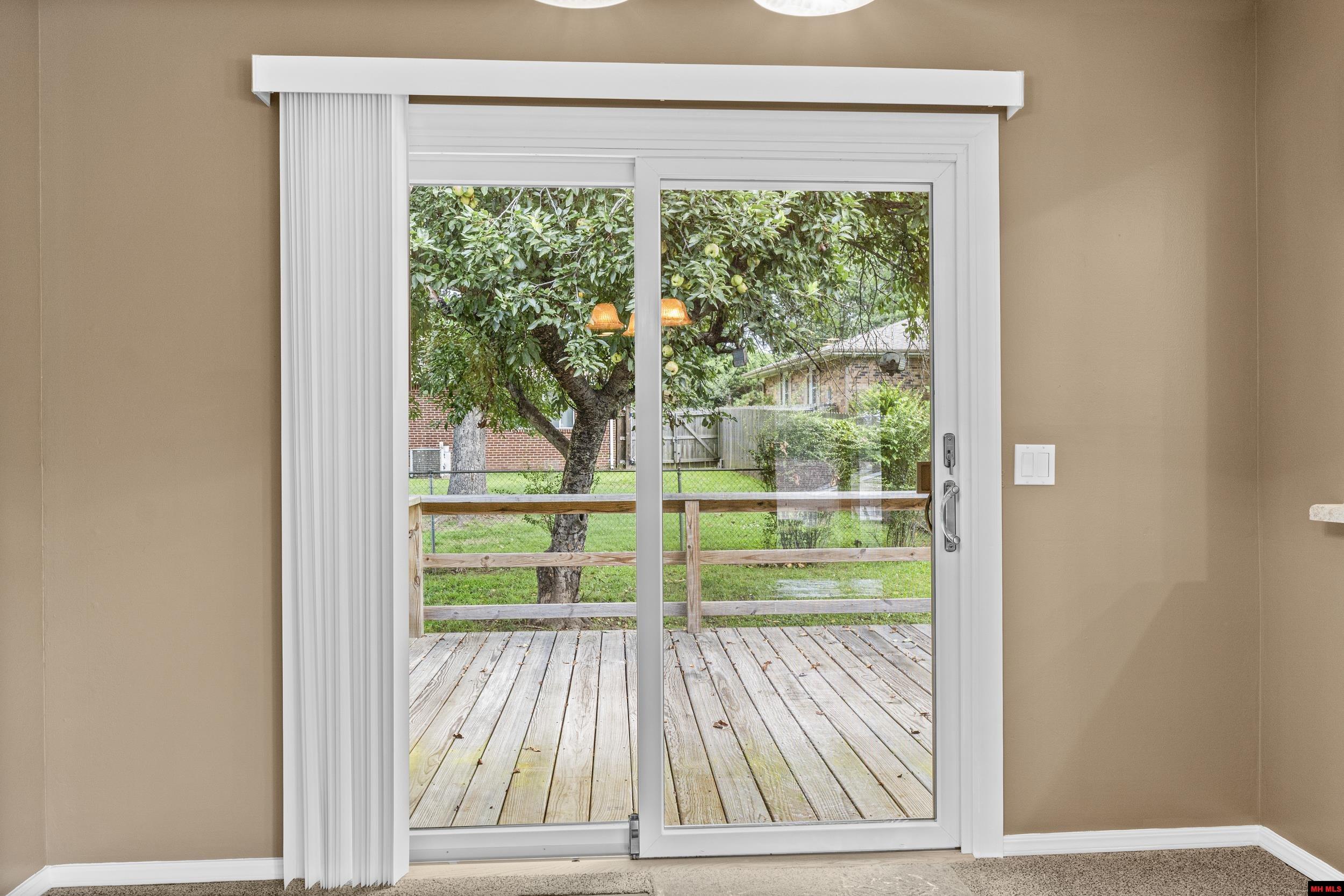1001 HEATHERDOWN TRAIL