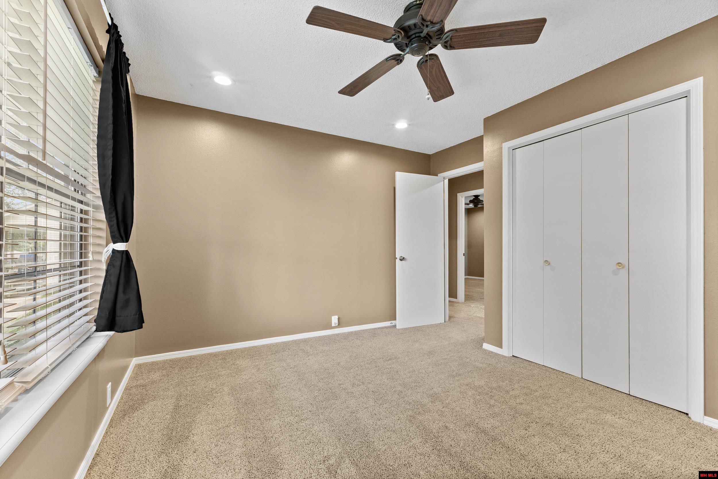 1001 HEATHERDOWN TRAIL