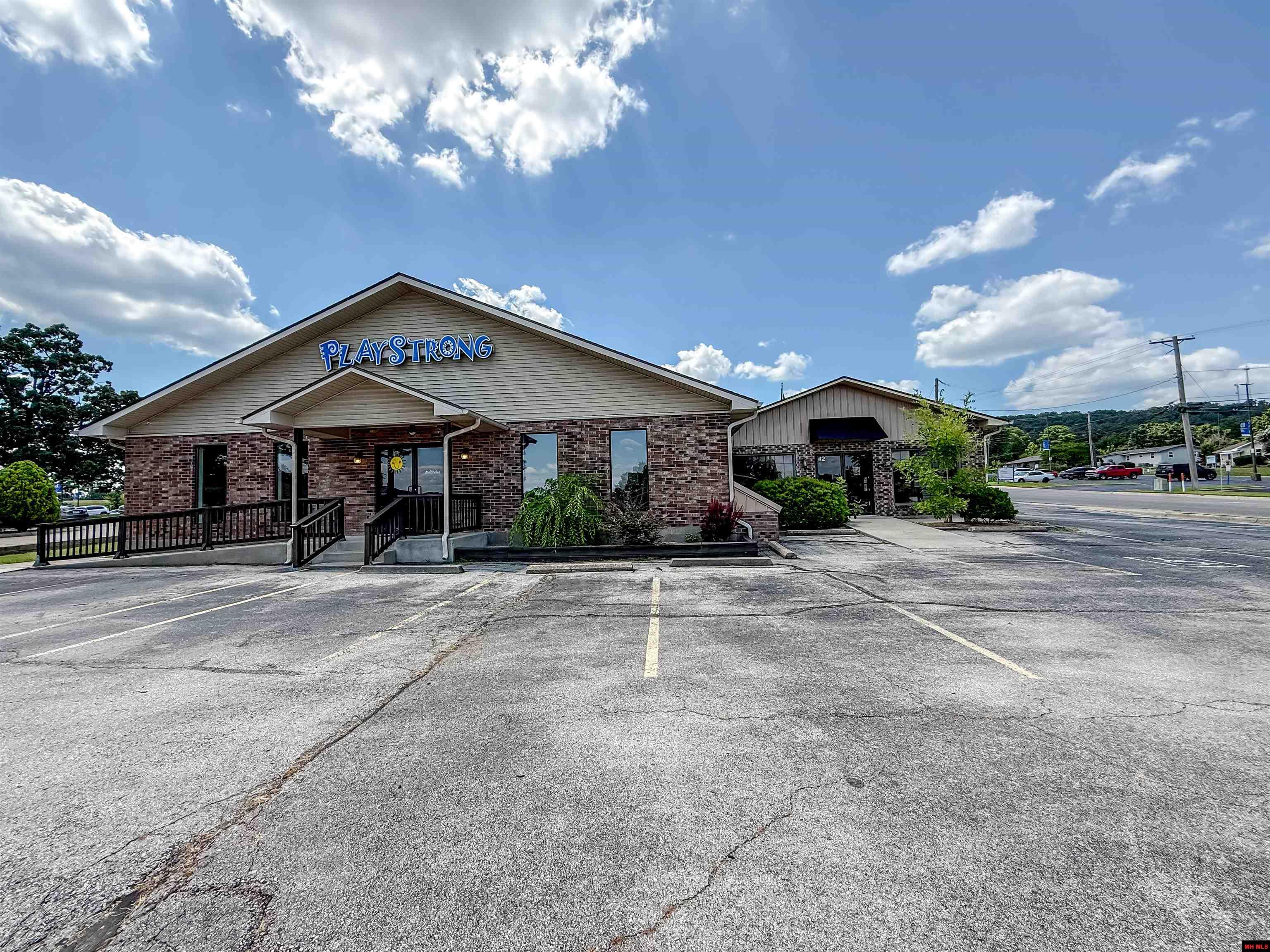 2 MEDICAL PLAZA