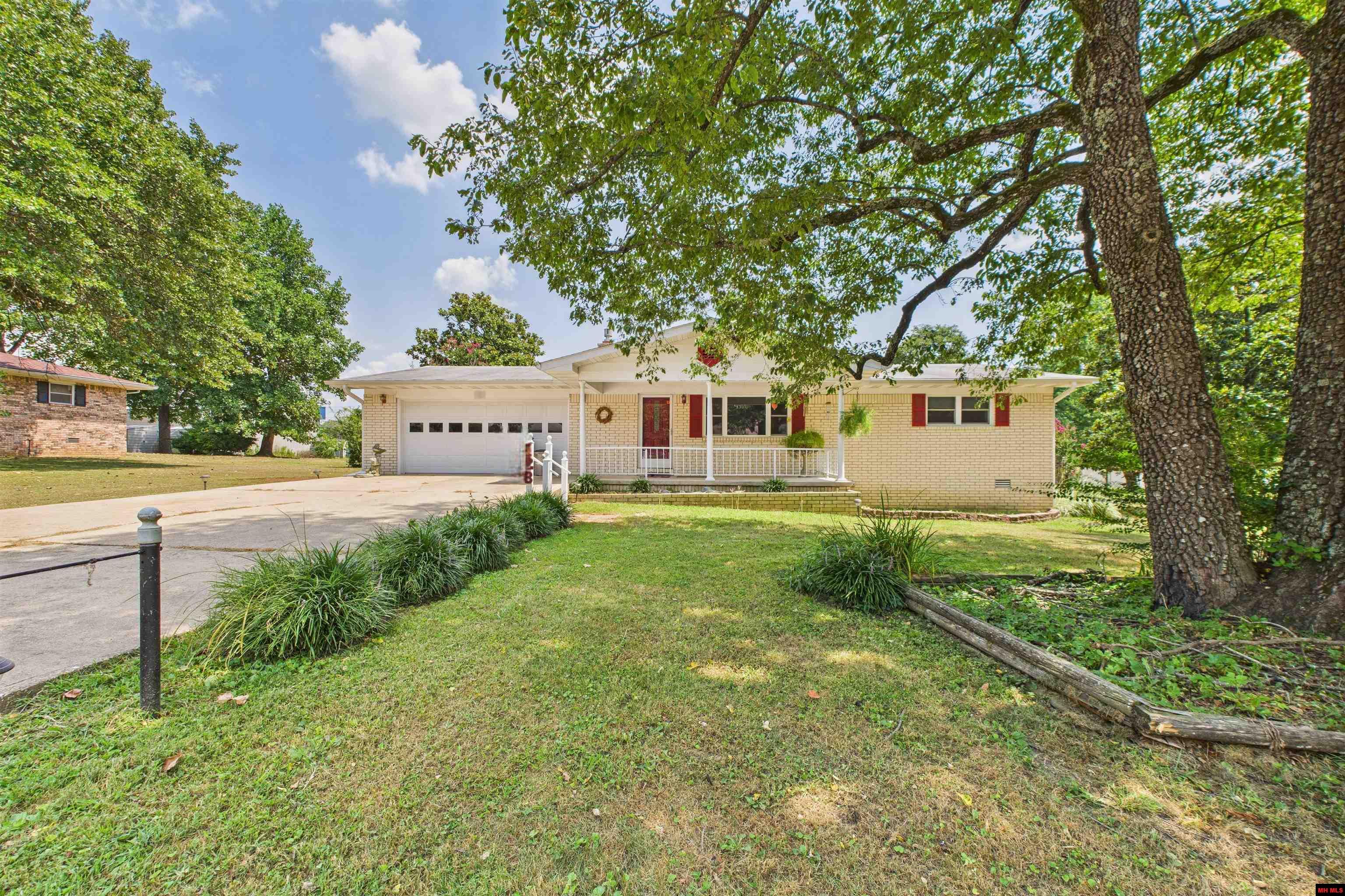 128 SUNSHINE CIRCLE