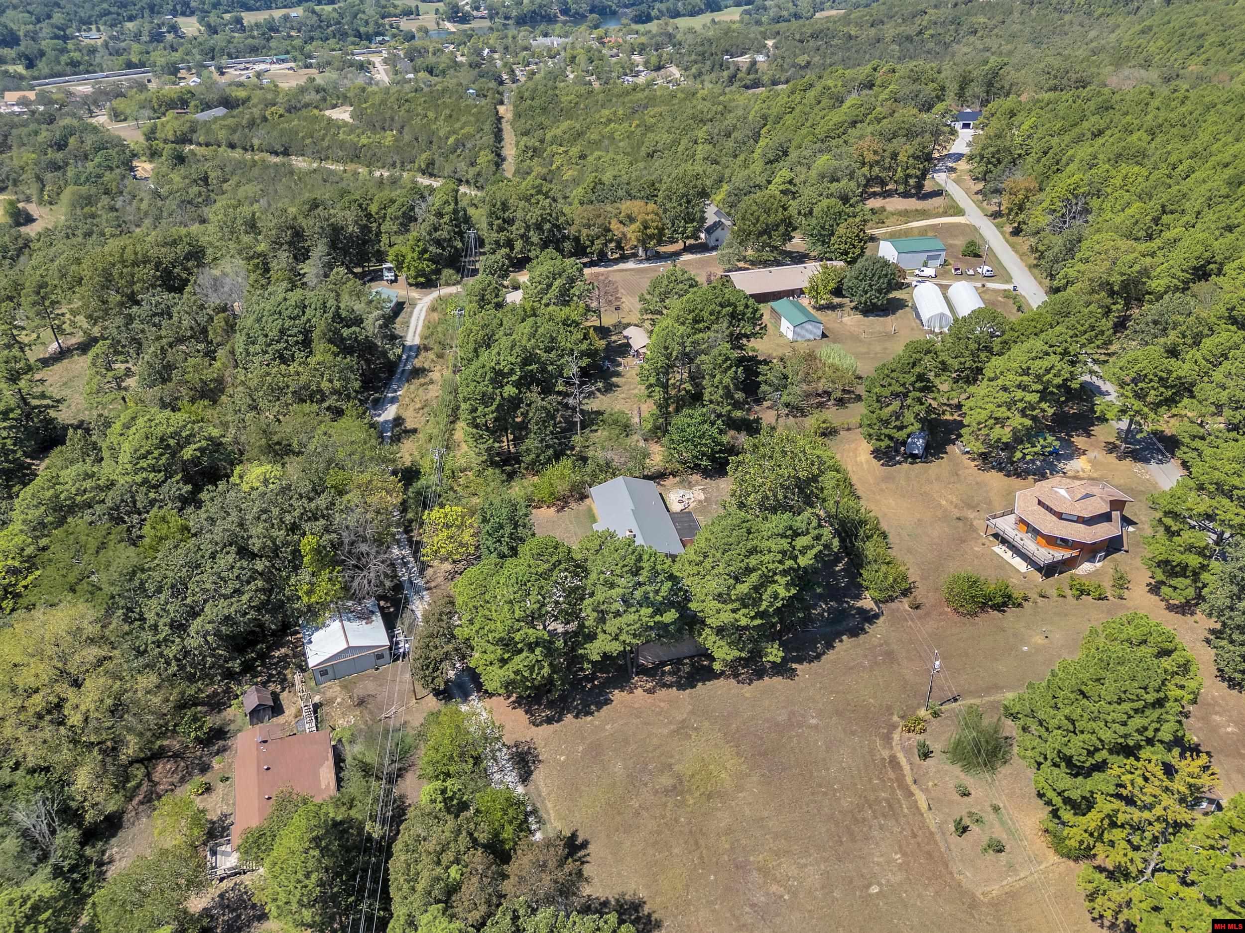 137 MORRISON LANE