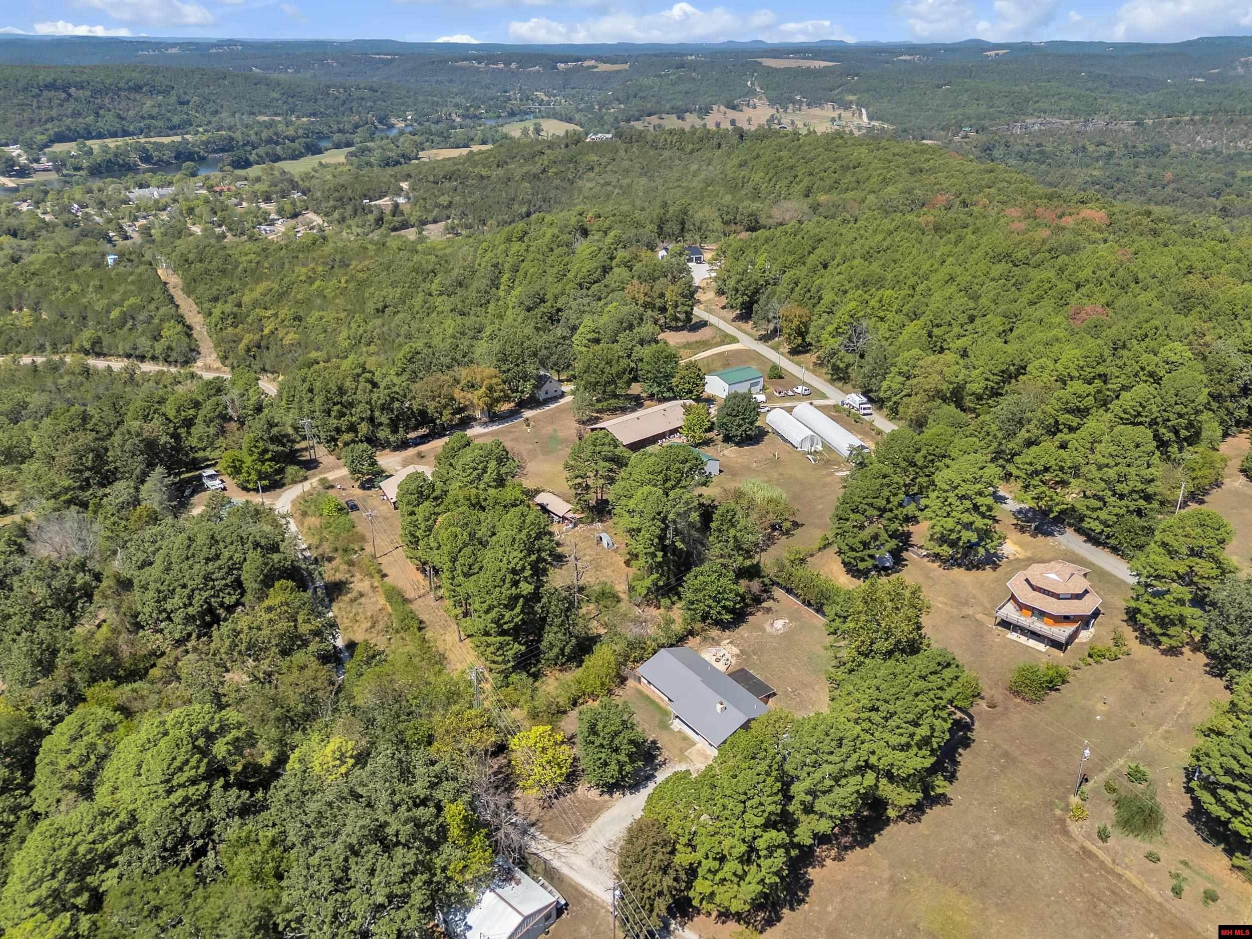 137 MORRISON LANE