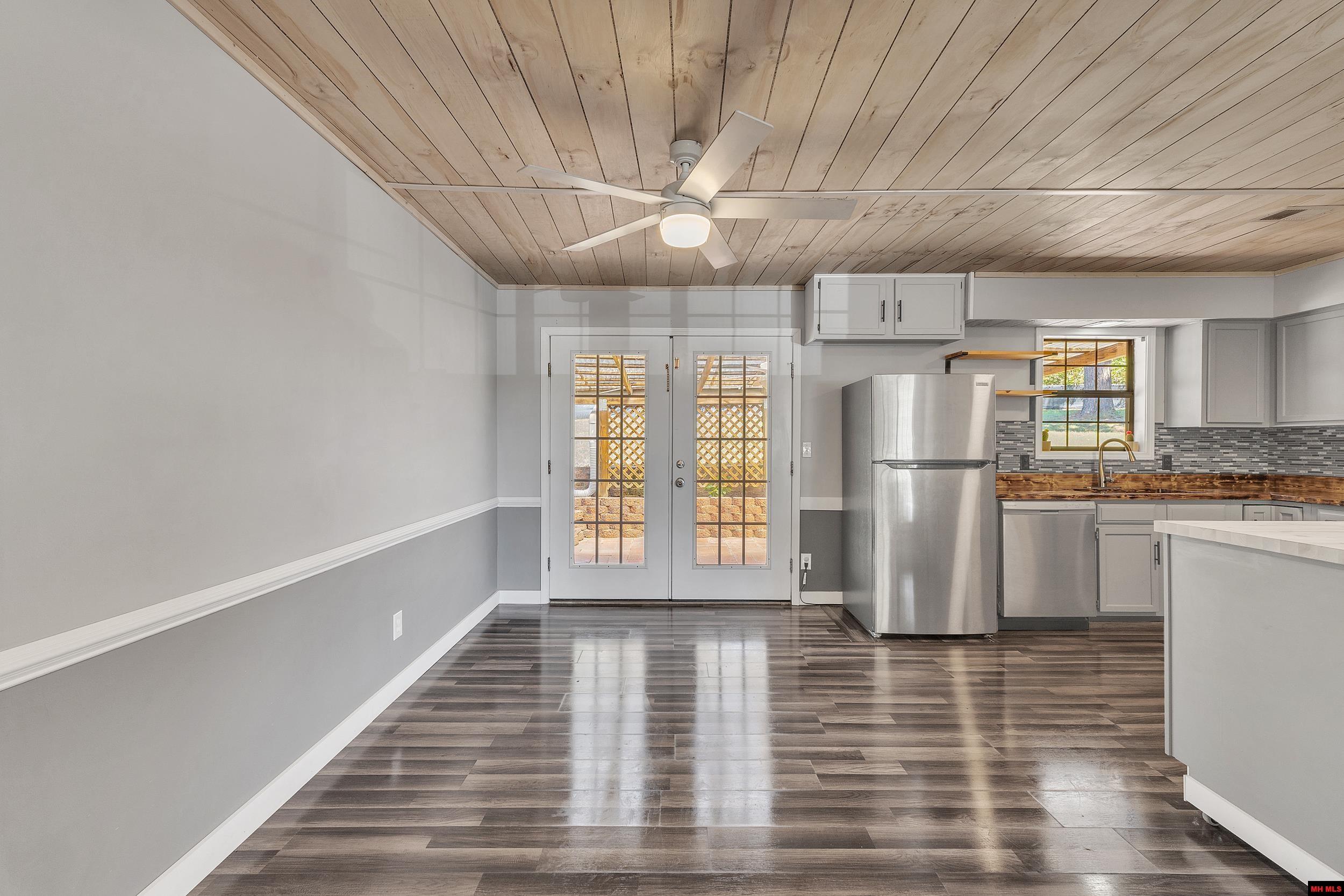 137 MORRISON LANE