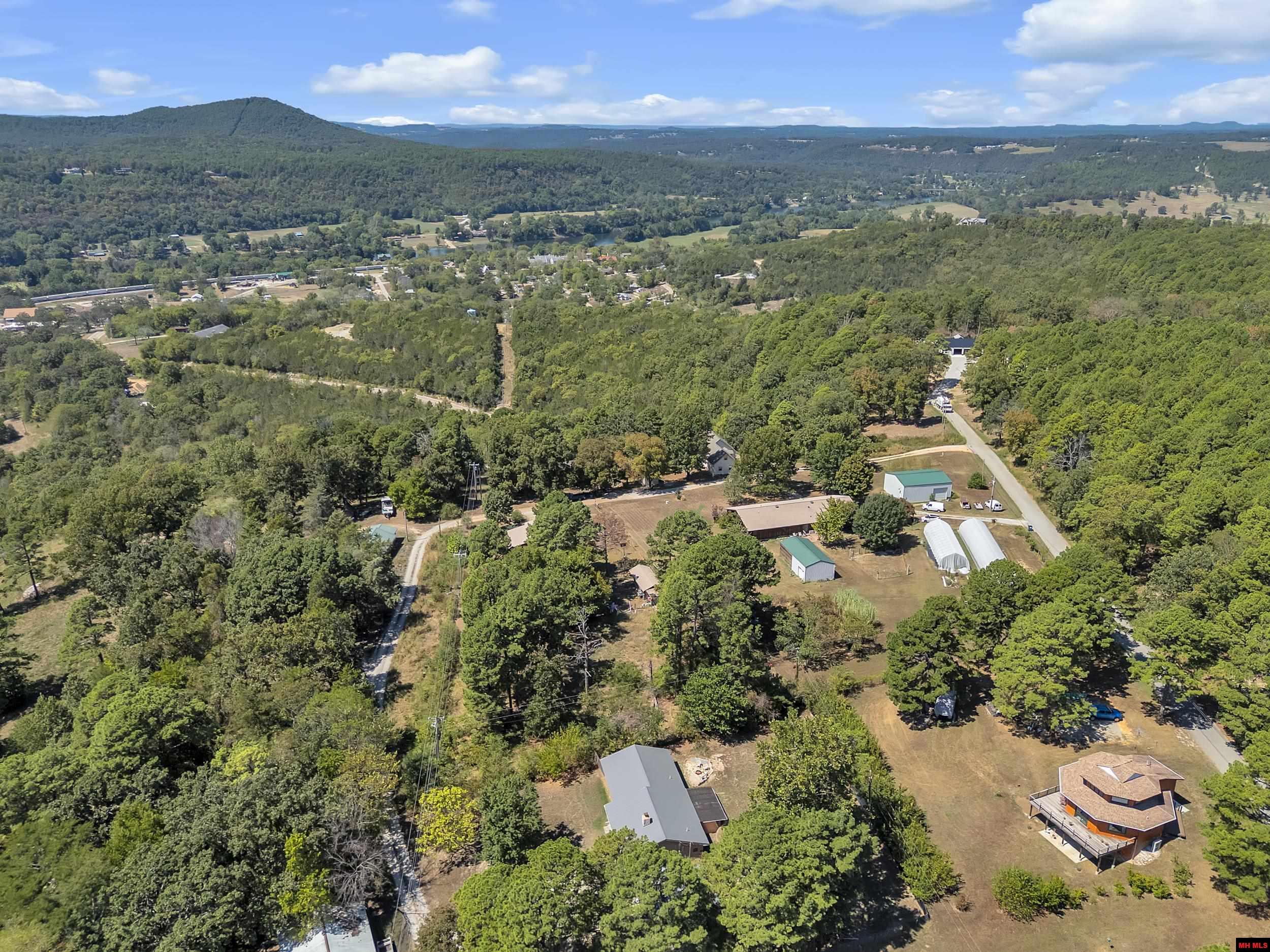 137 MORRISON LANE