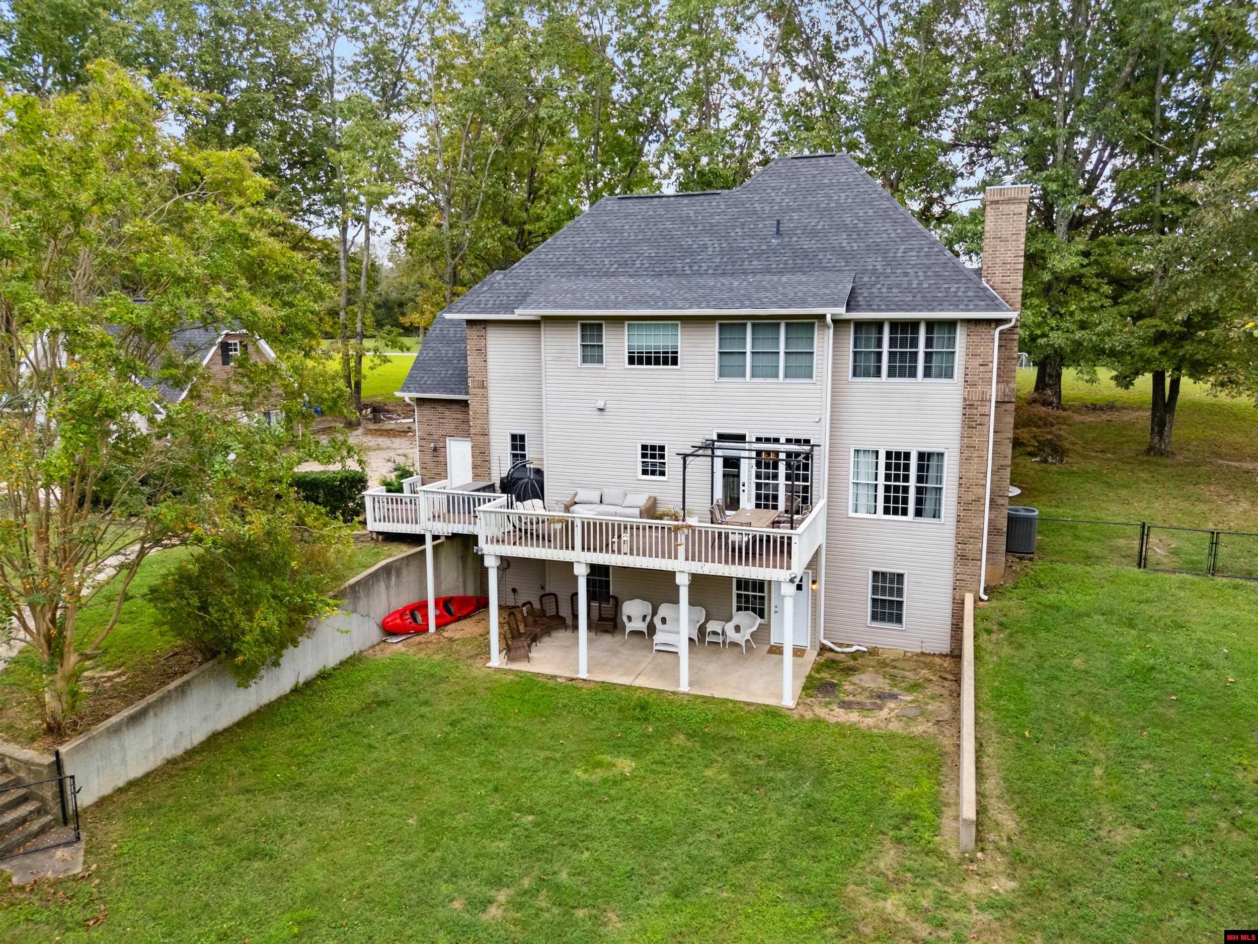32 BELLE COVE LANE