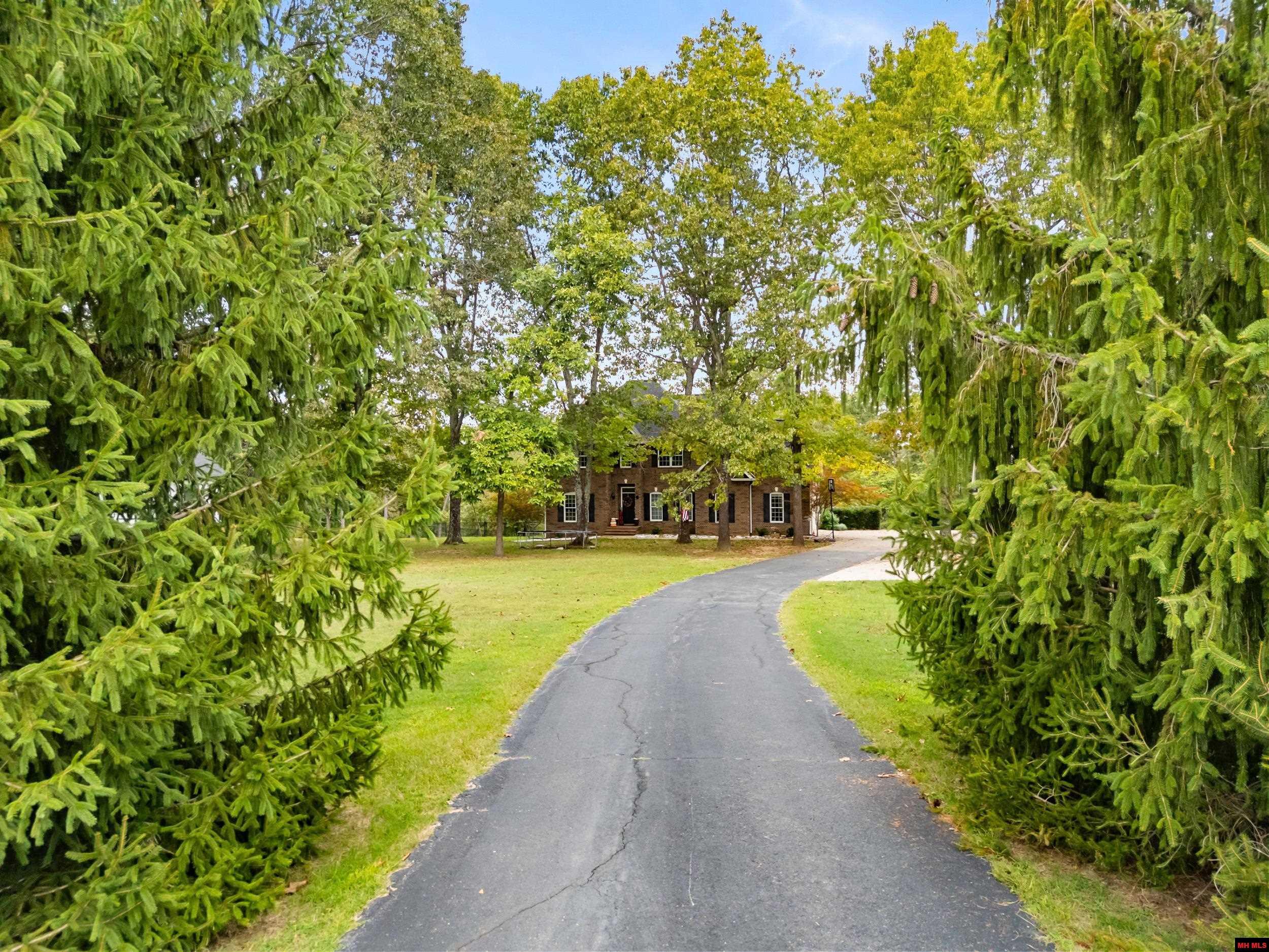 32 BELLE COVE LANE