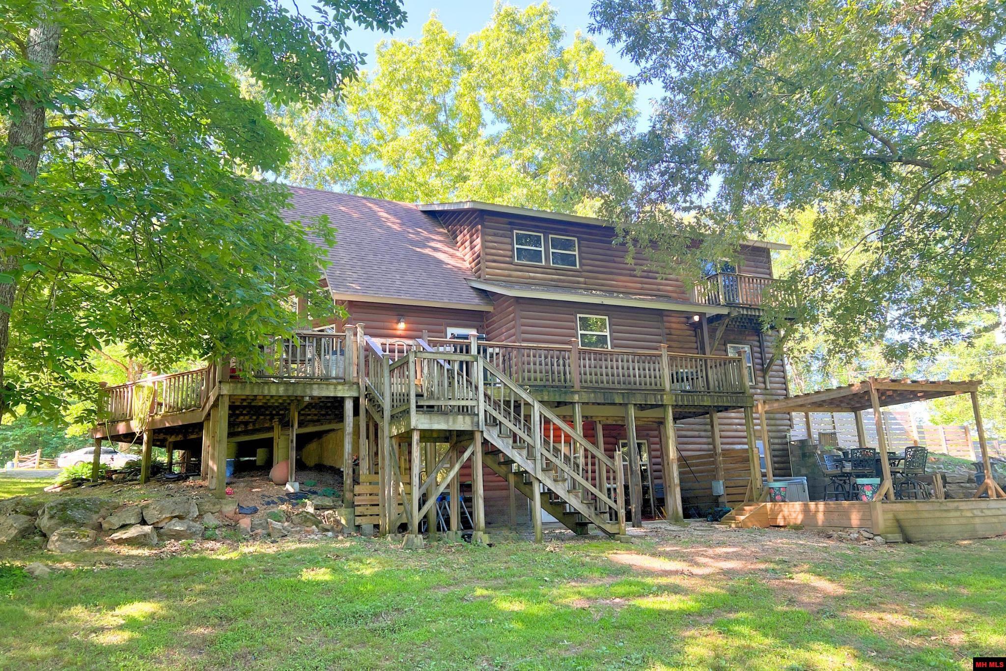 1229 BUFORD SPUR