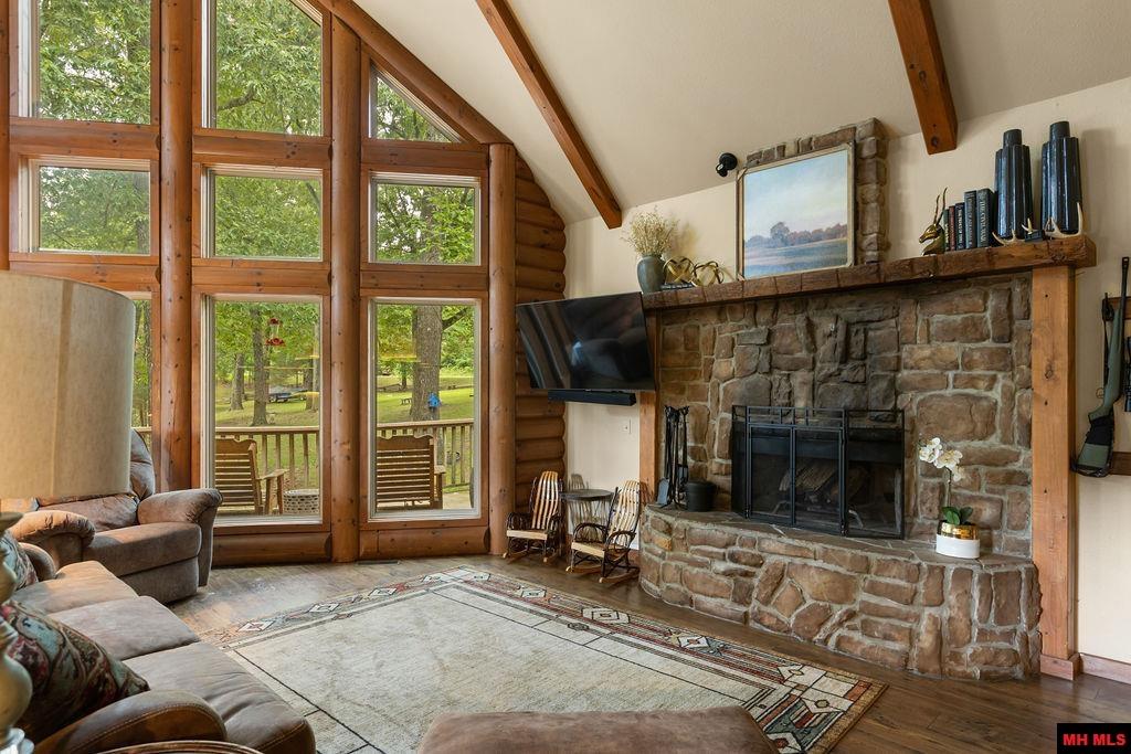 1229 BUFORD SPUR