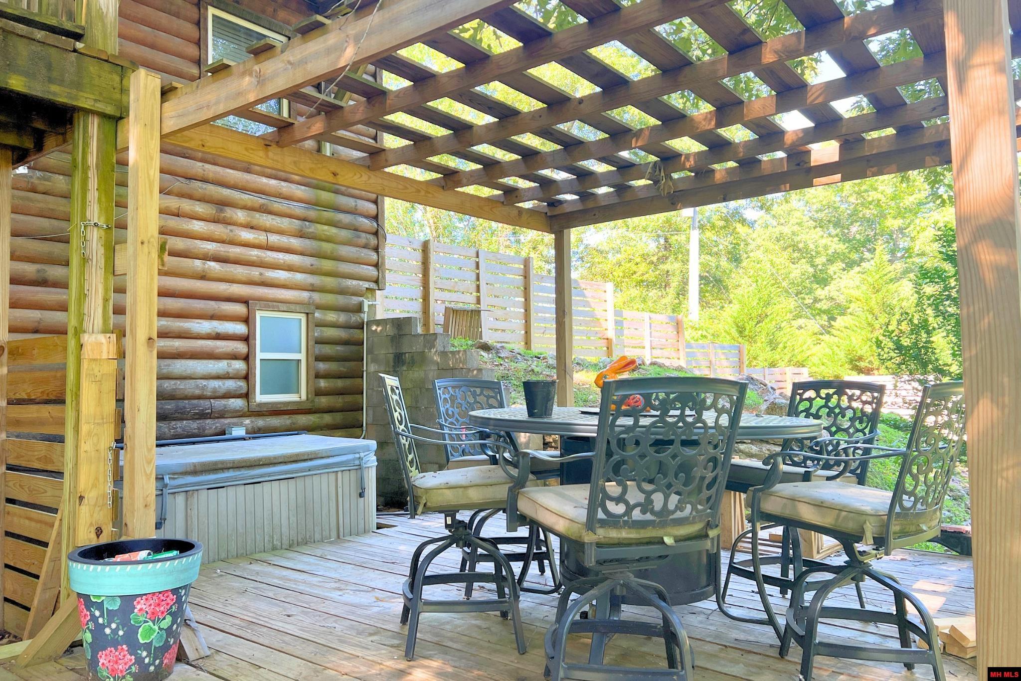 1229 BUFORD SPUR