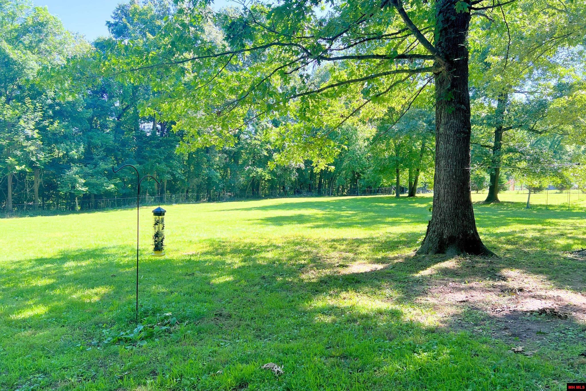 1229 BUFORD SPUR