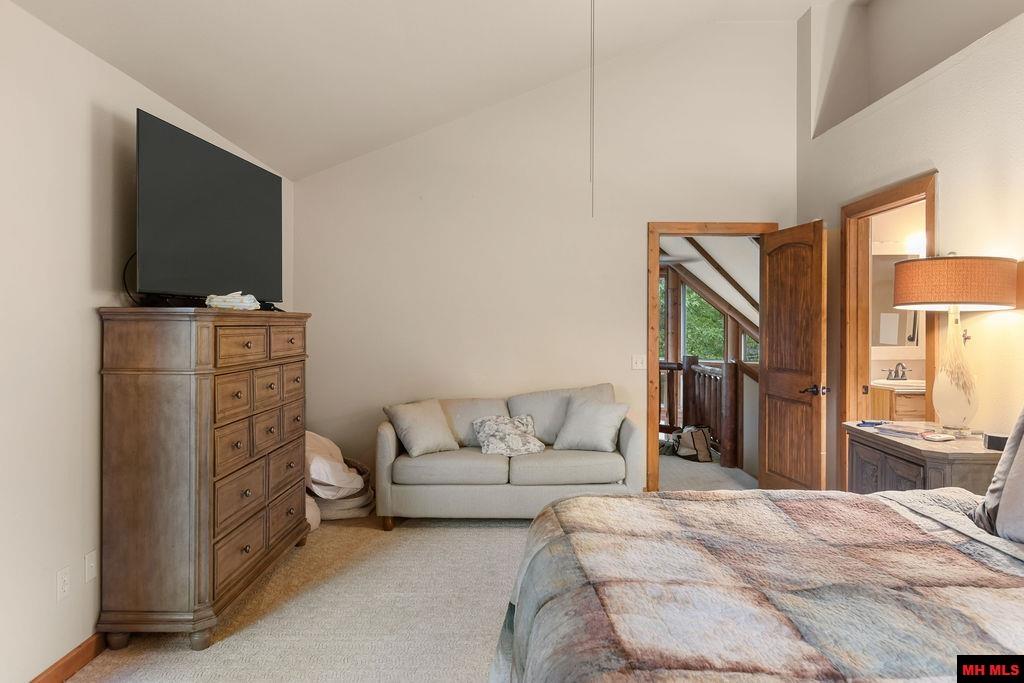 1229 BUFORD SPUR
