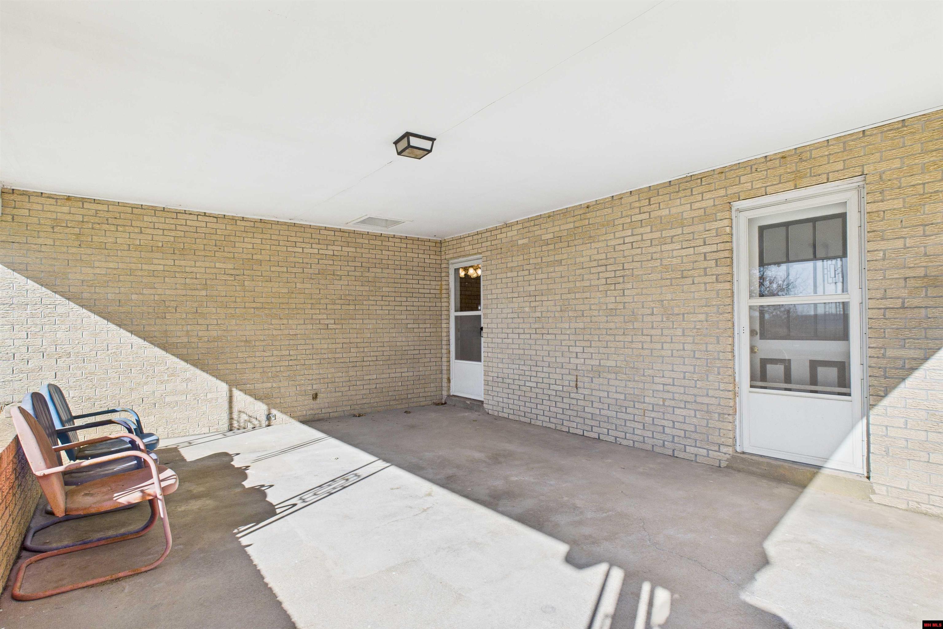 1462 HWY 62 WEST