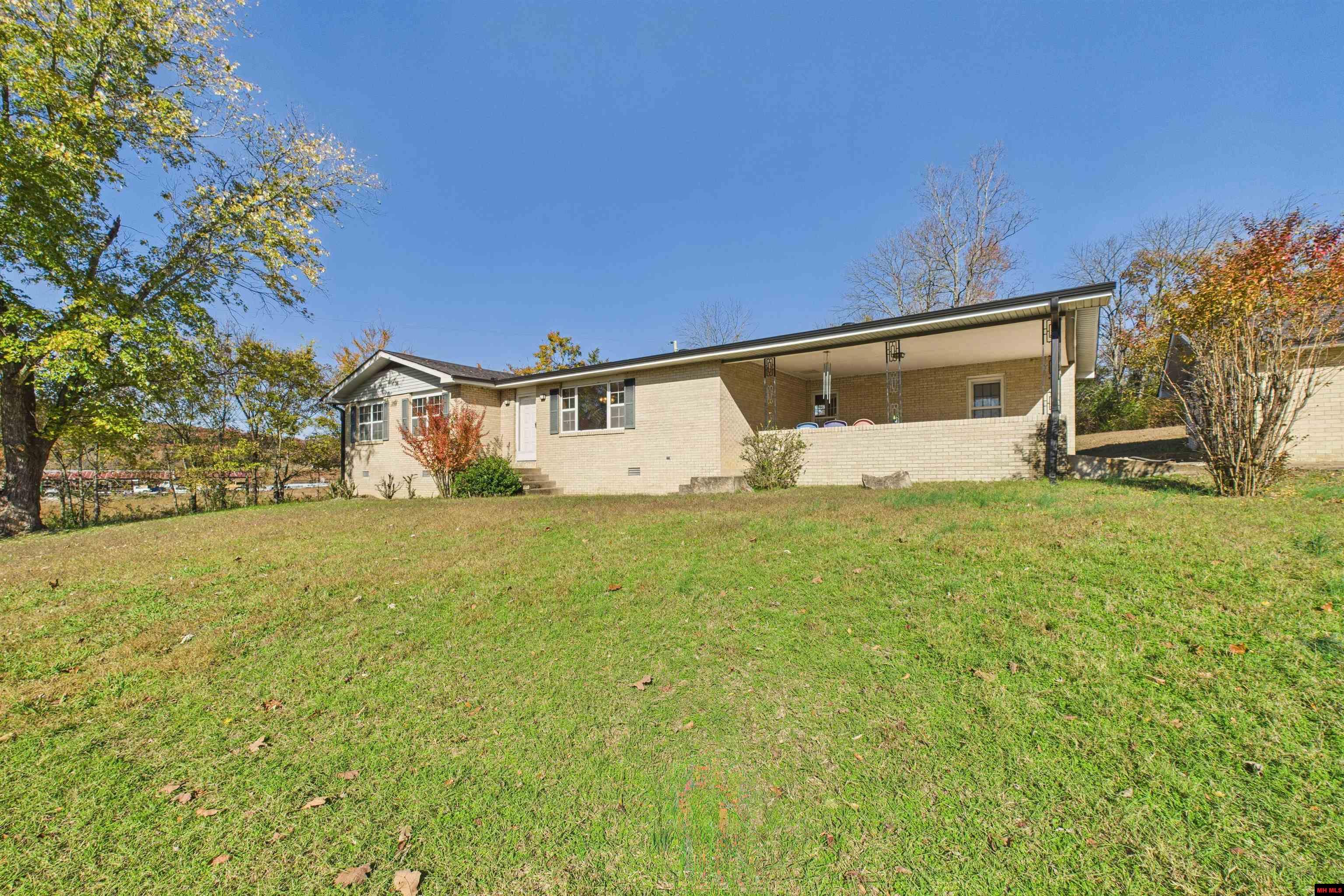1462 HWY 62 WEST