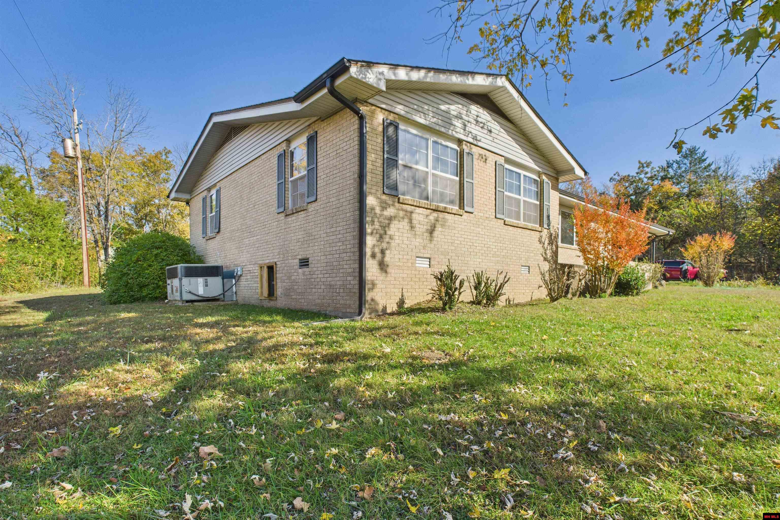 1462 HWY 62 WEST