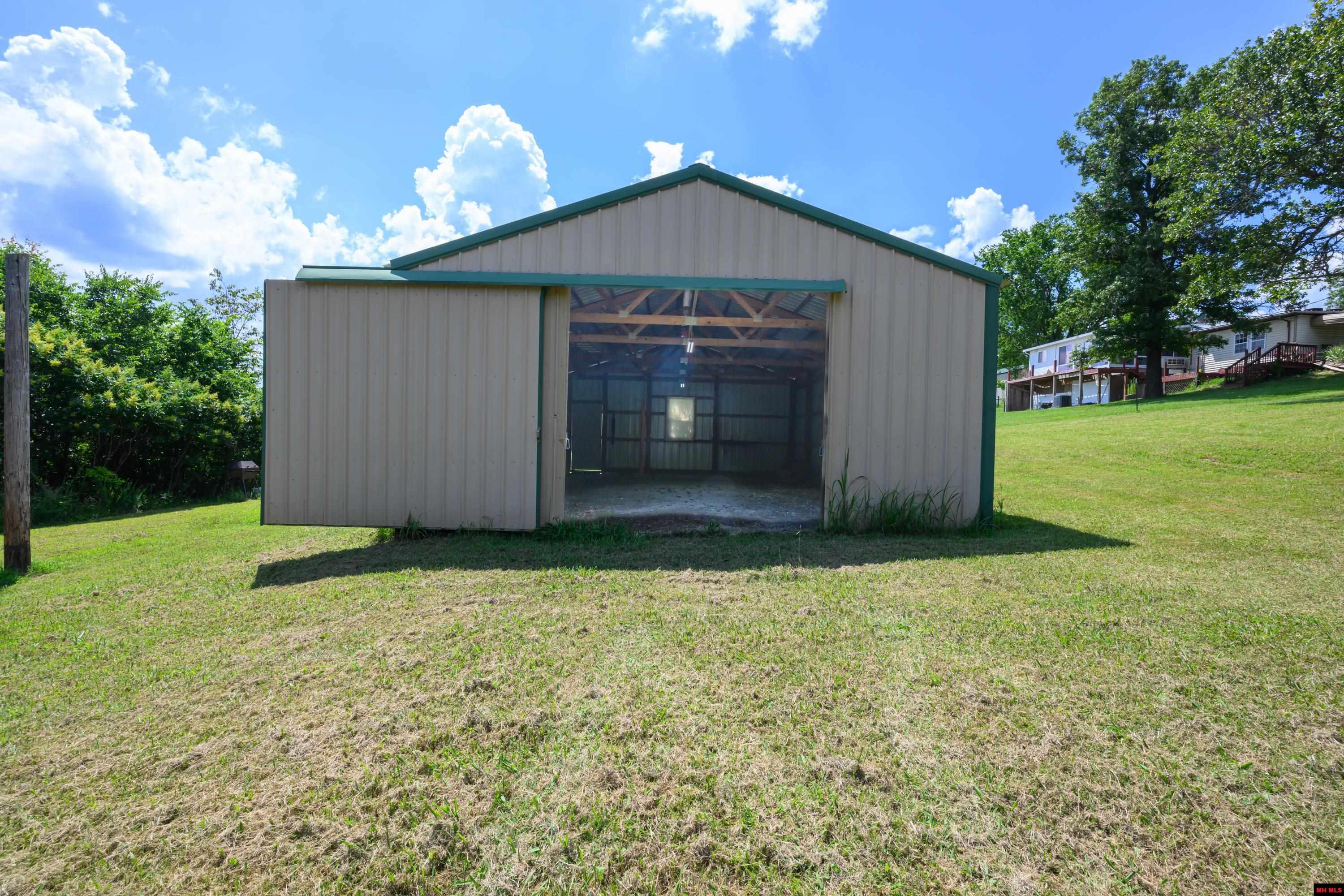 5738 OAKLAND ROAD