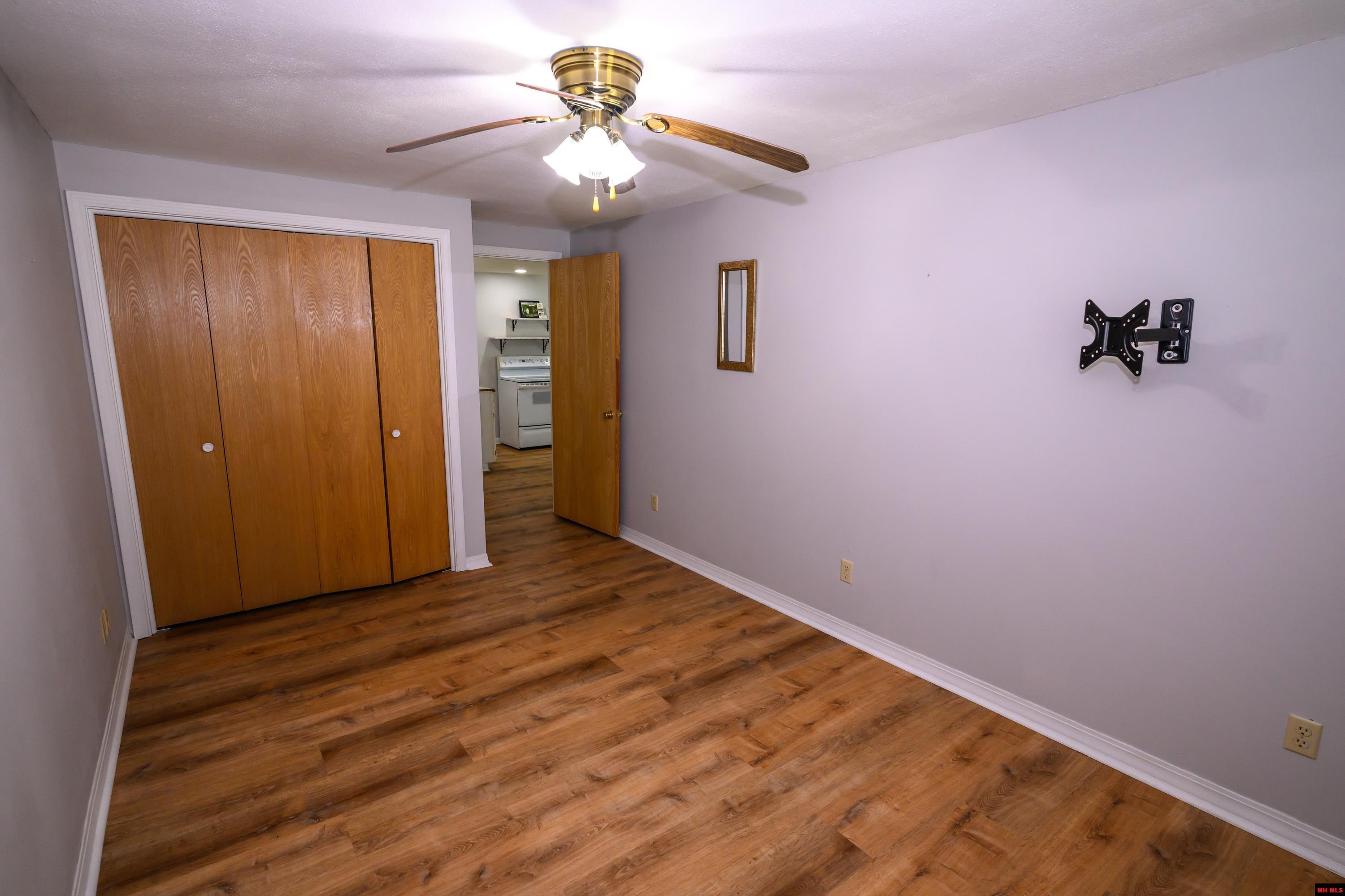 5738 OAKLAND ROAD