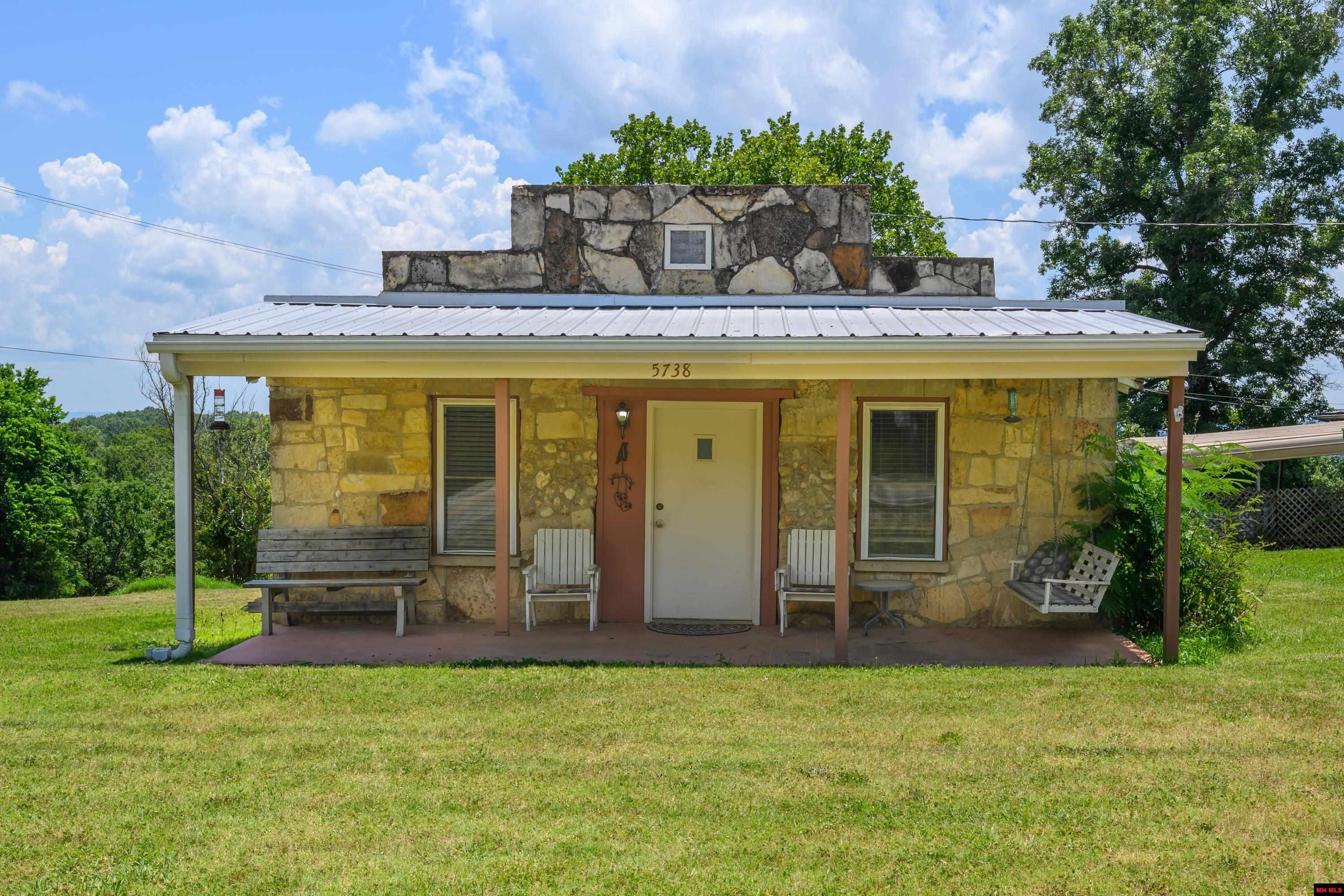 5738 OAKLAND ROAD