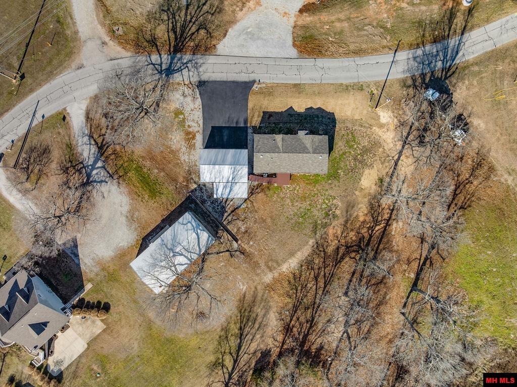 376 PEBBLECREEK DRIVE