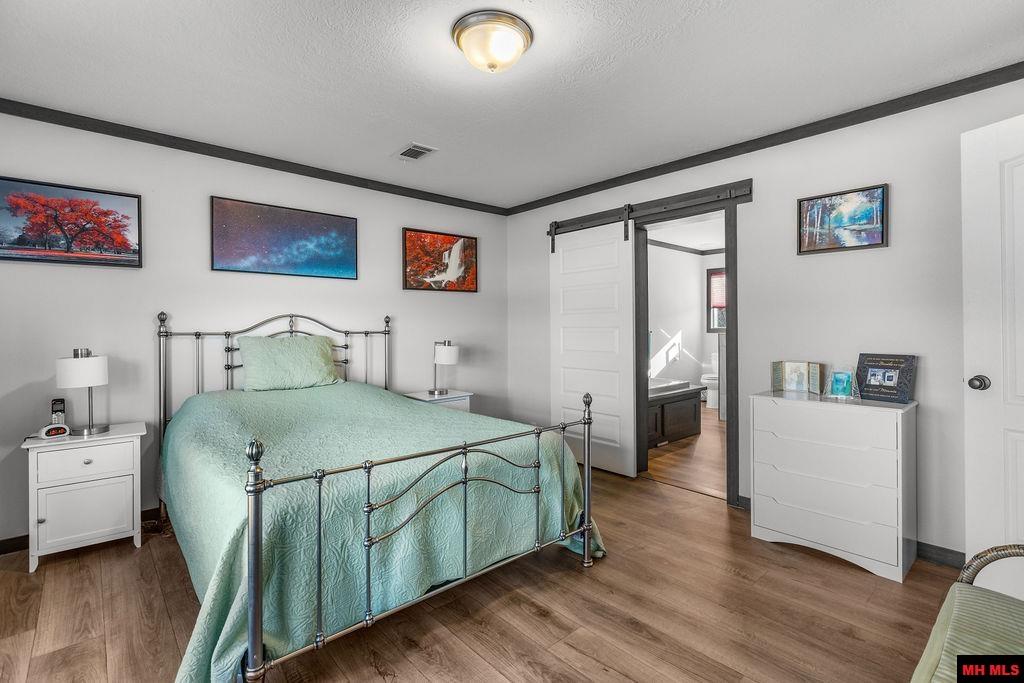 376 PEBBLECREEK DRIVE