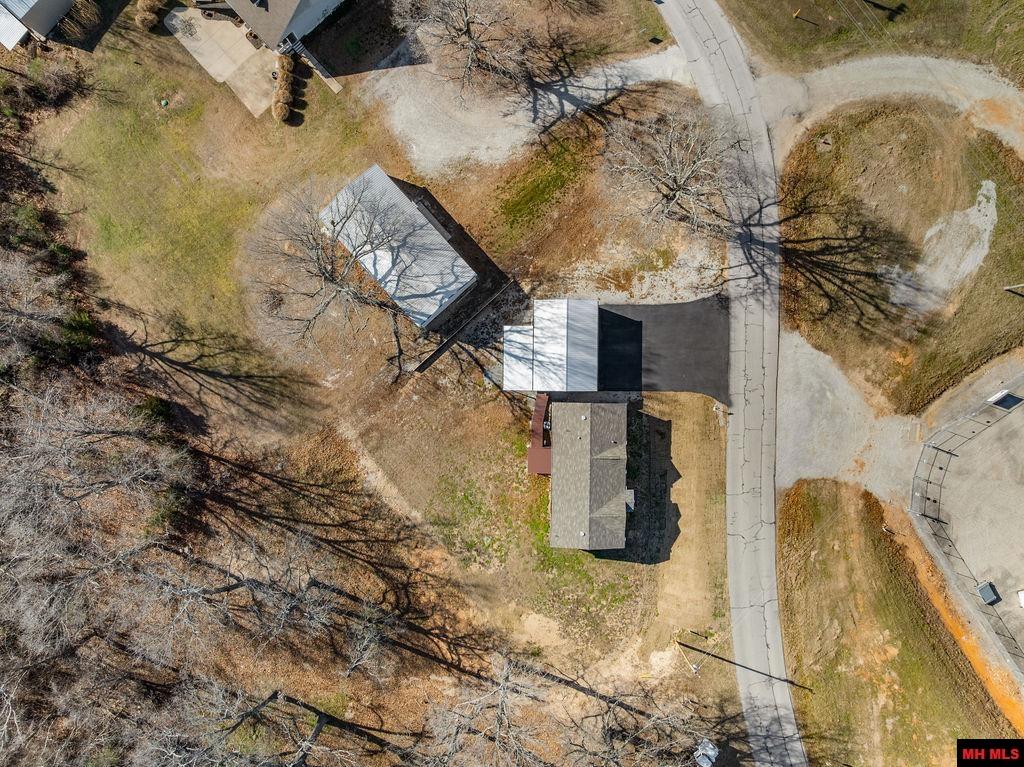 376 PEBBLECREEK DRIVE