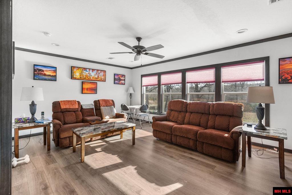 376 PEBBLECREEK DRIVE