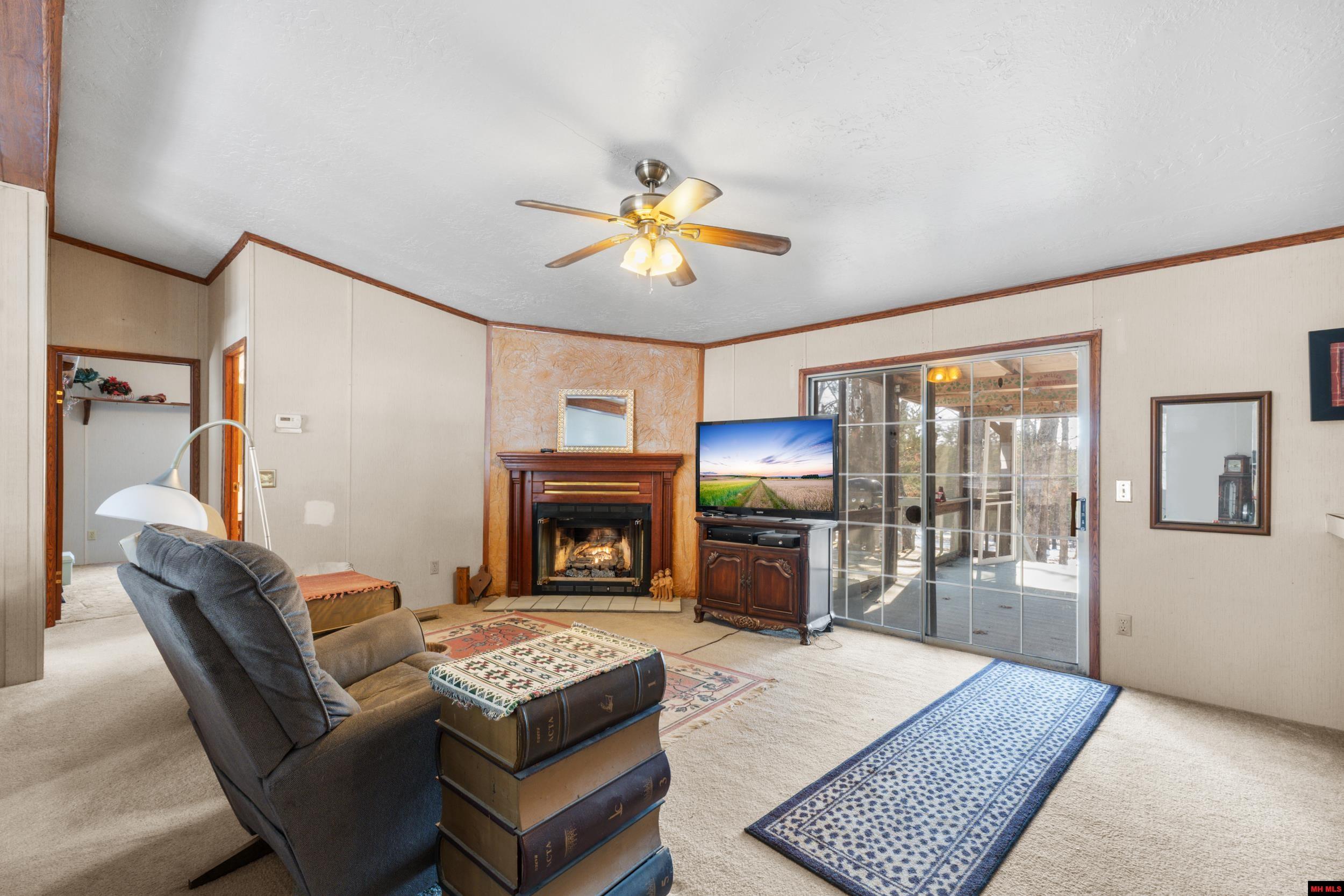 2555 BUZZARD ROOST ROAD