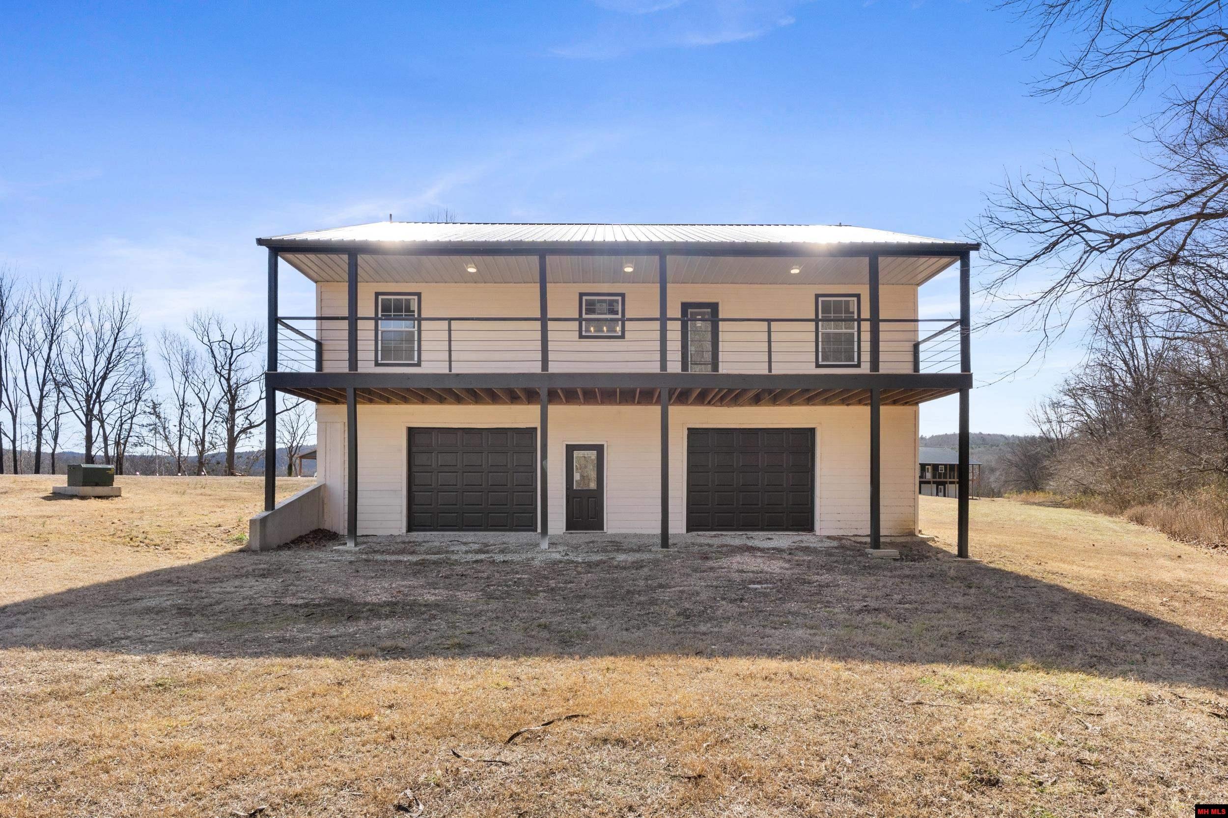 304 CROCKET LANE