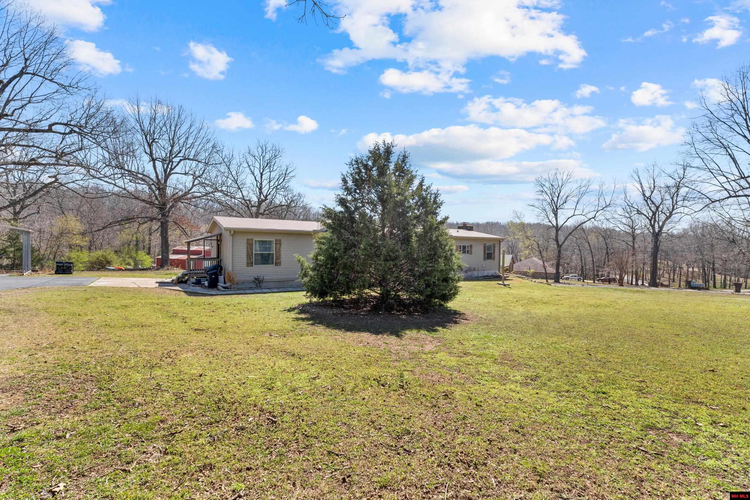 550 PEBBLECREEK DRIVE