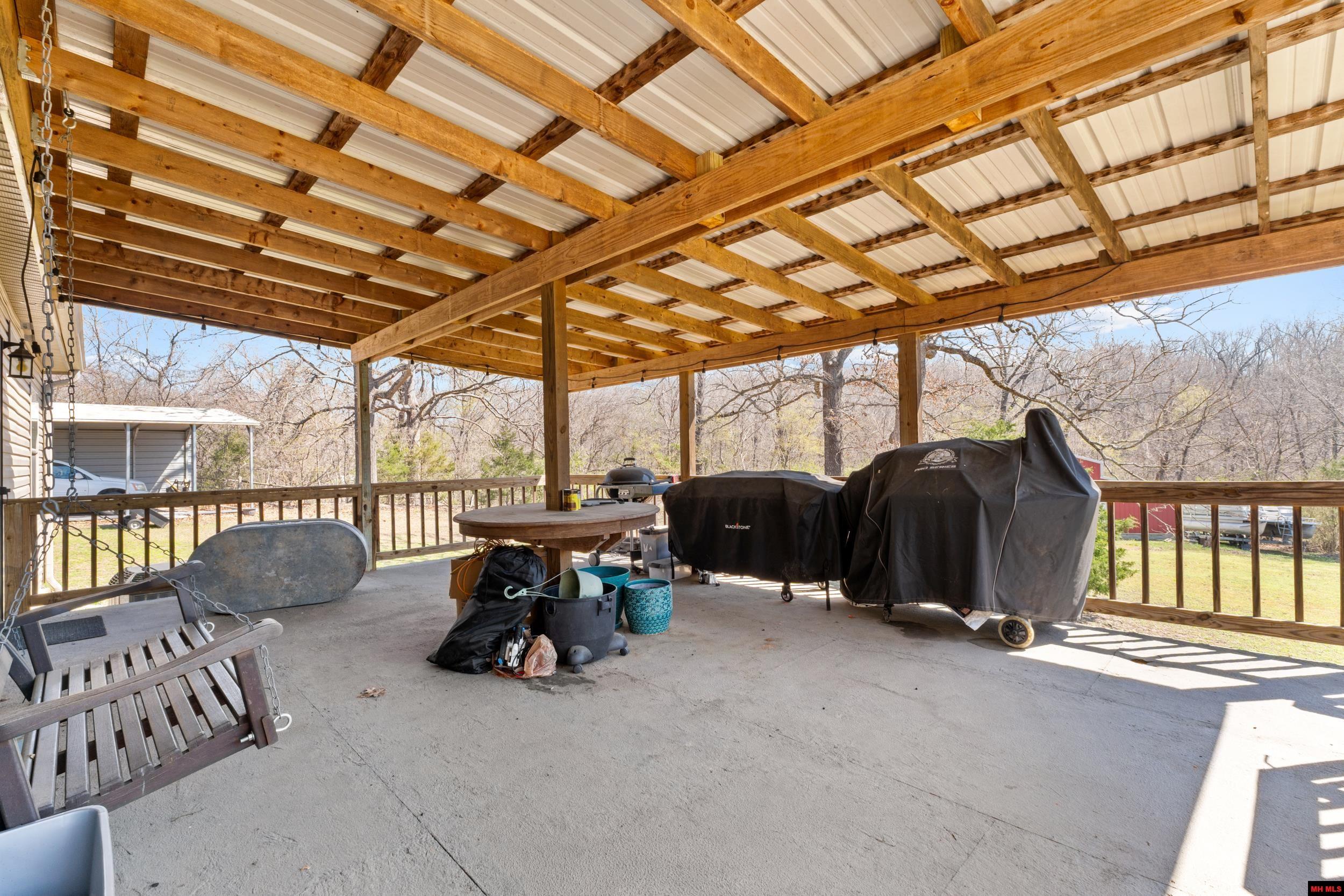 550 PEBBLECREEK DRIVE