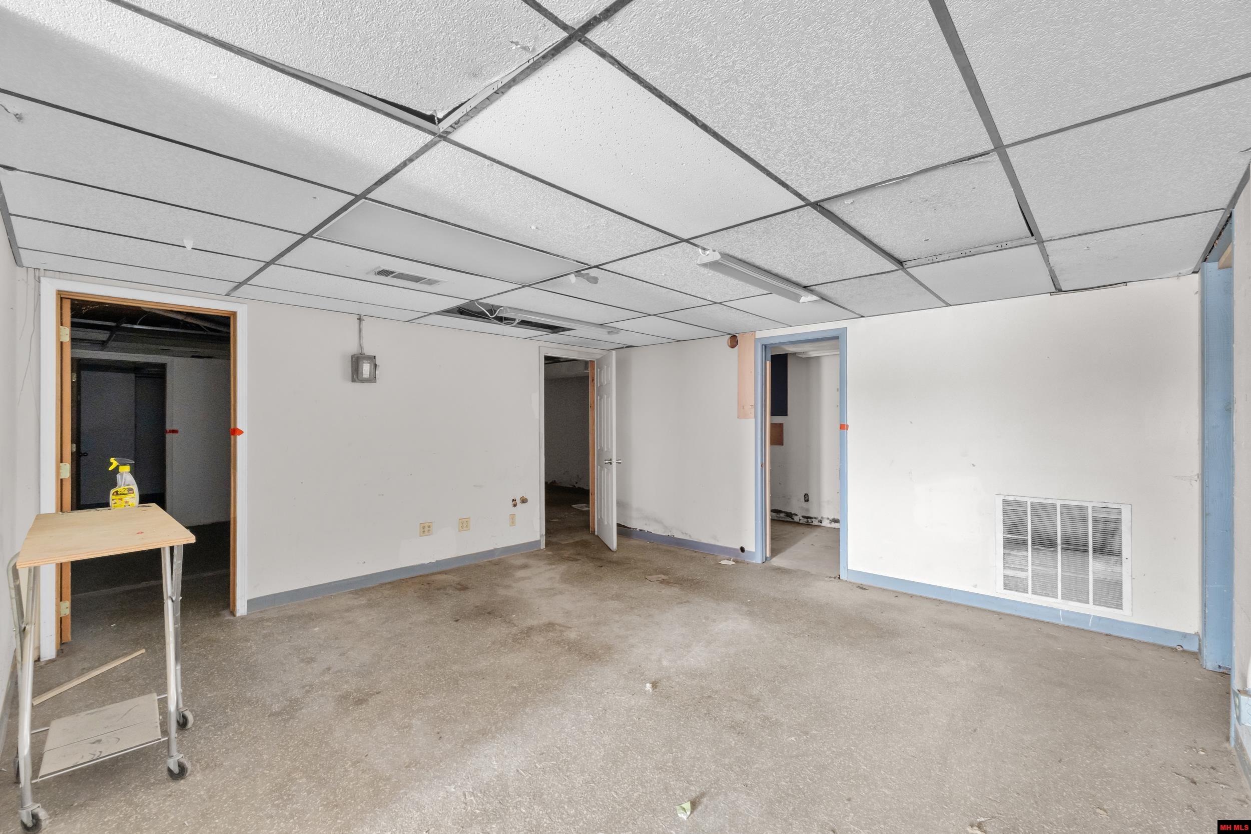 2169 HWY 62 WEST