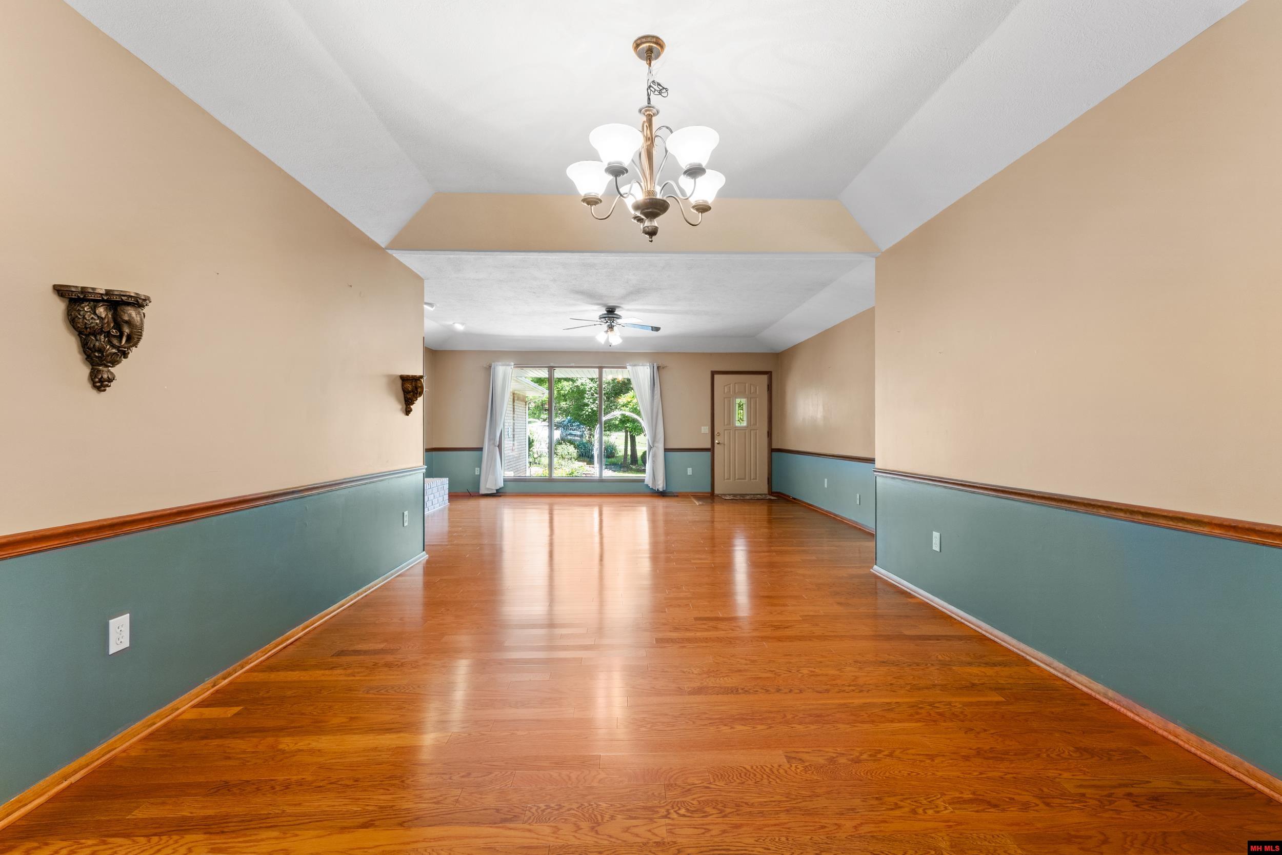 908 BAFFY DRIVE