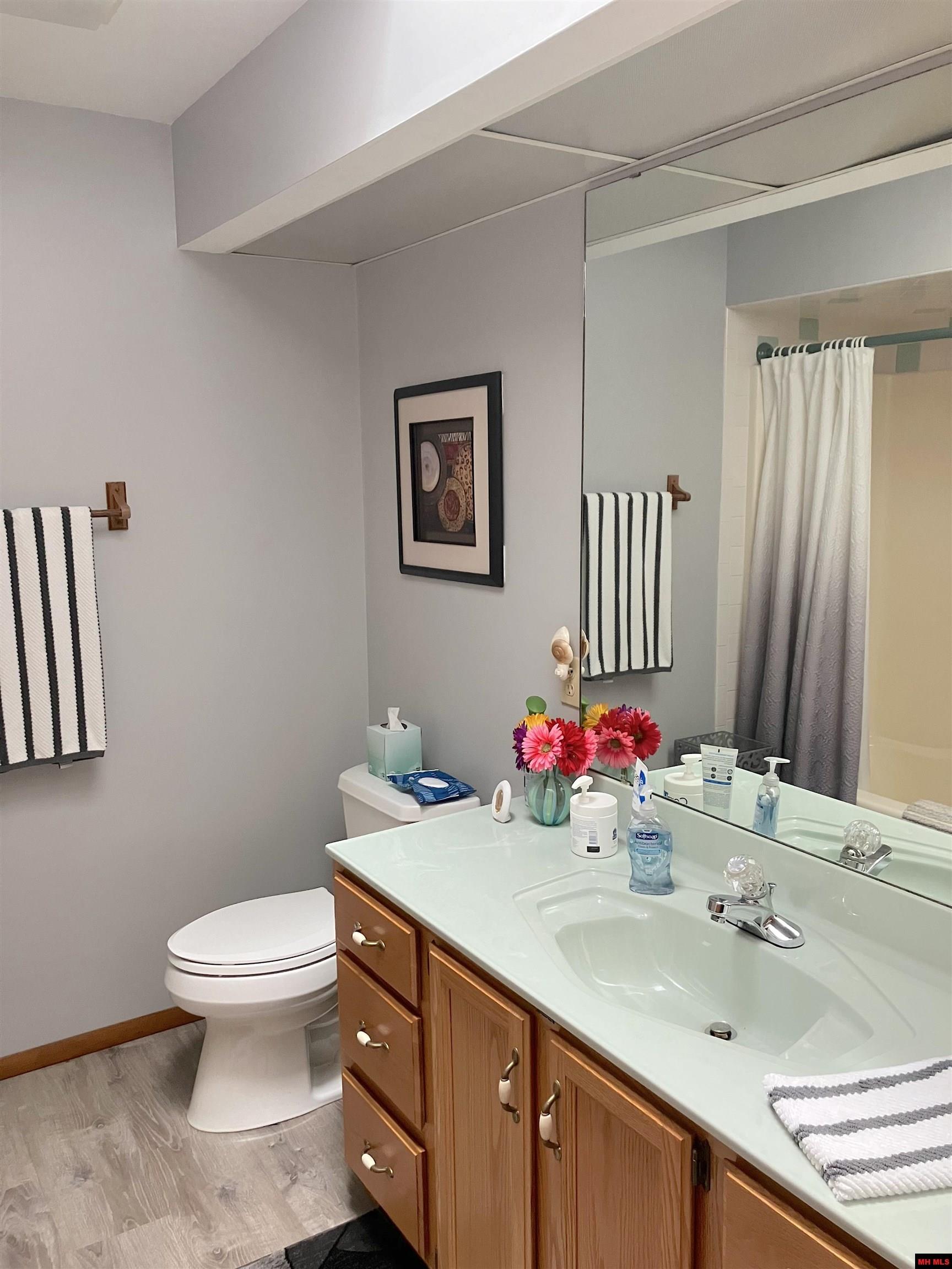 908 BAFFY DRIVE