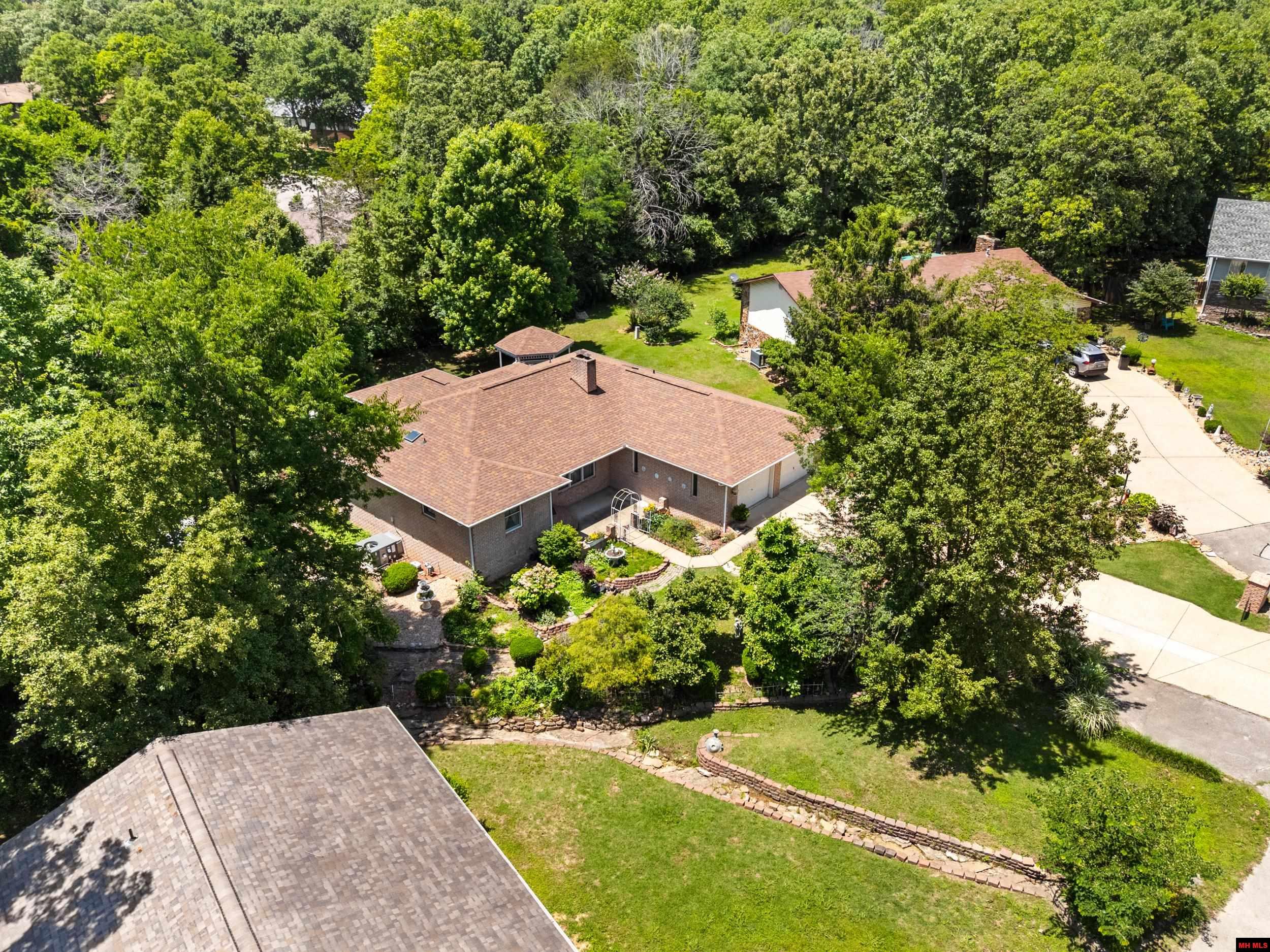 908 BAFFY DRIVE