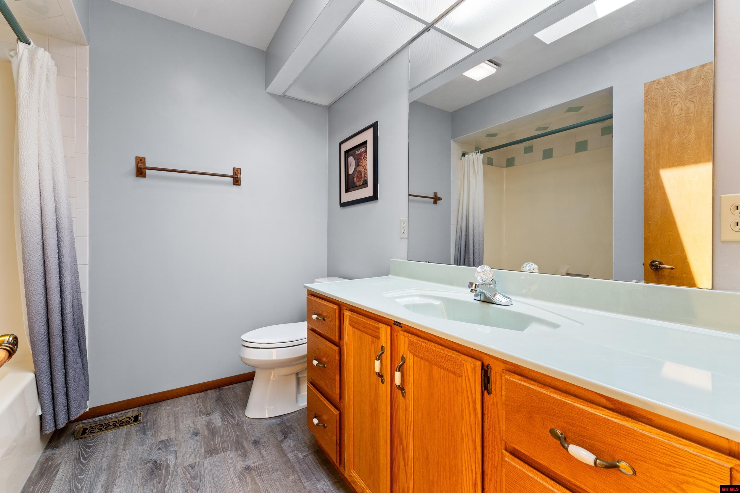 908 BAFFY DRIVE